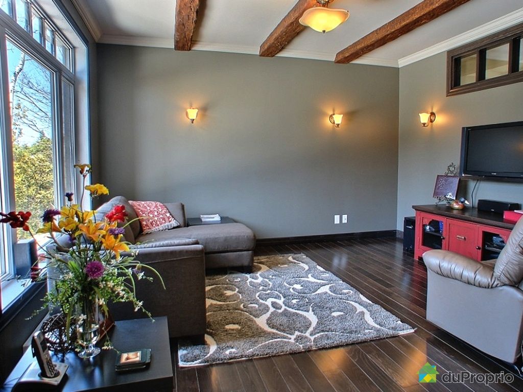 Salon - 595, rue du Boisé, La Pocatiere à vendre