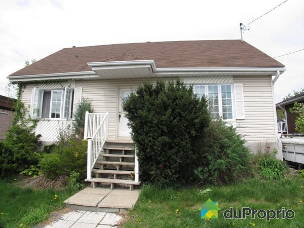 3910, rue Prince-Charles, Longueuil (St-Hubert) à vendre