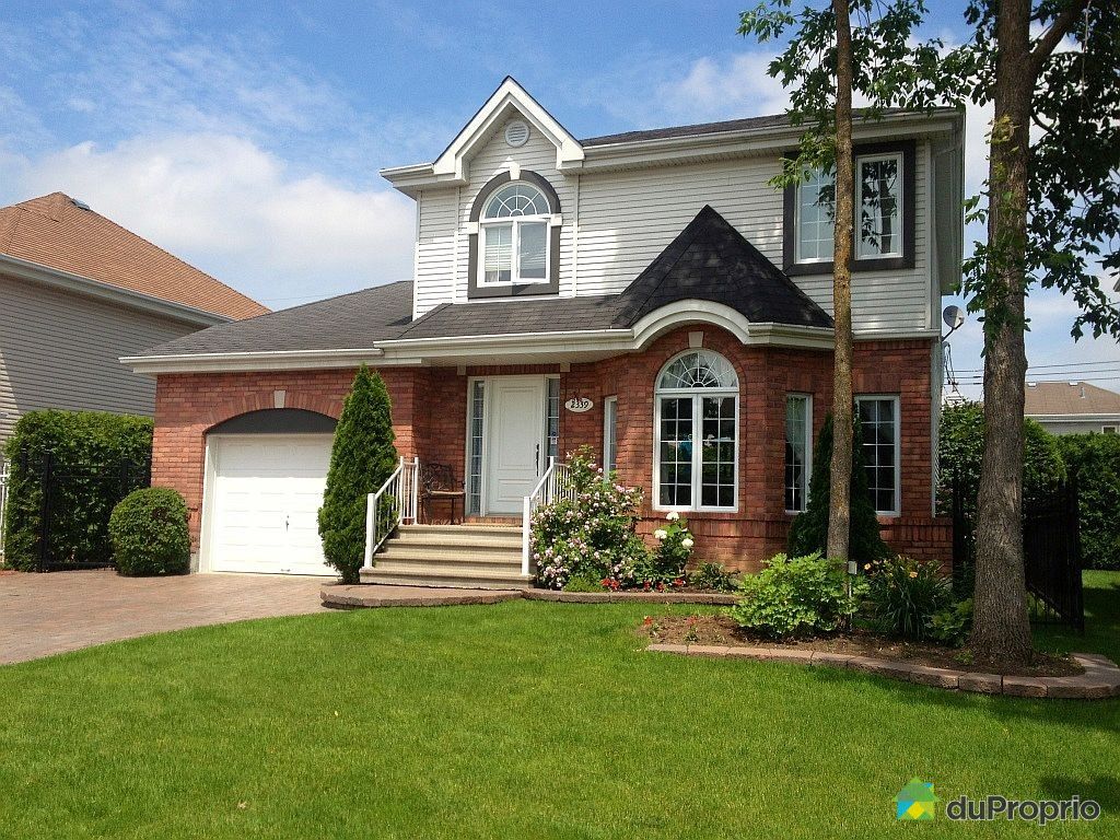 Maison 2 étages à vendre Auteuil 4 chambres 2 salles de bain 403256