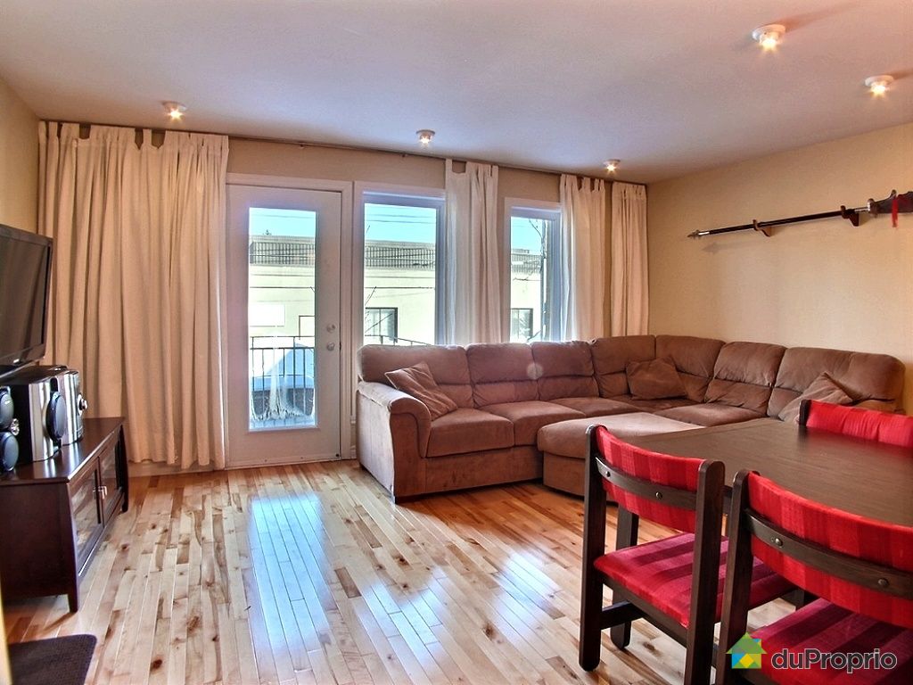 salleamangersaloncondovilleraystmichelparcextension1024