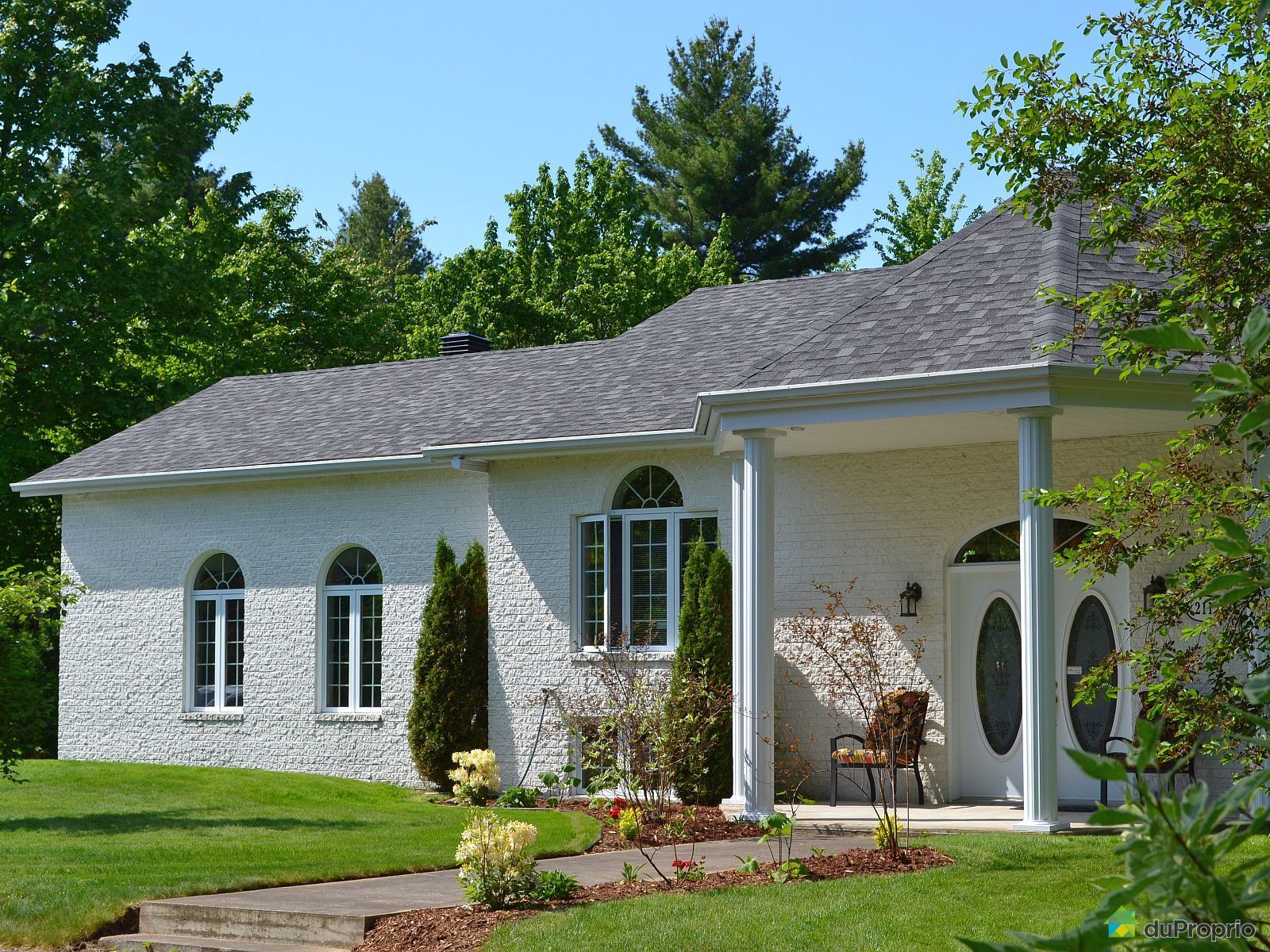 StAmbroiseDeKildare J’ai vendu! DuProprio