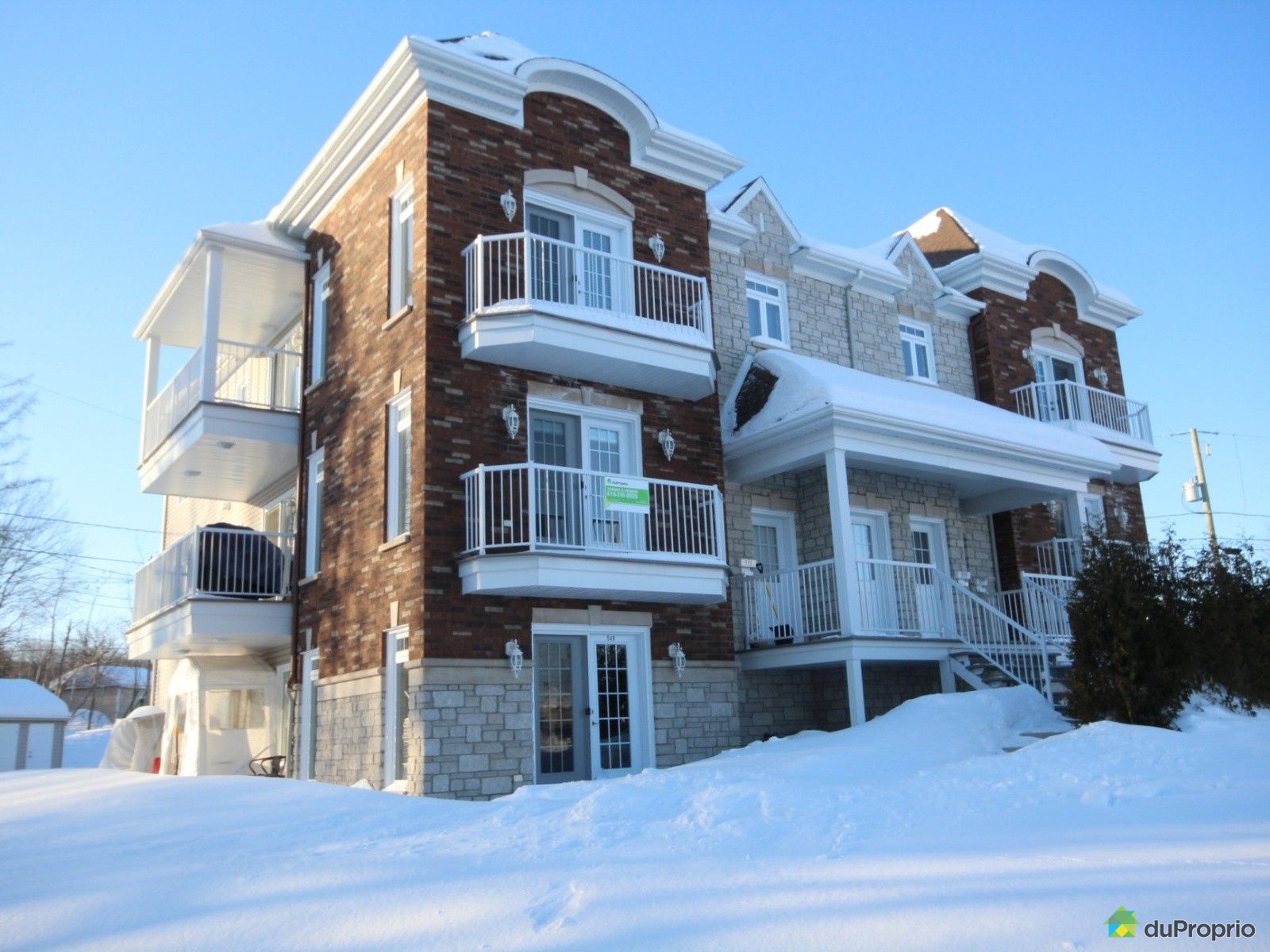 facadecondocharlesbourg16004557717.jpg facadecondocharlesbourg16004557717.jpg