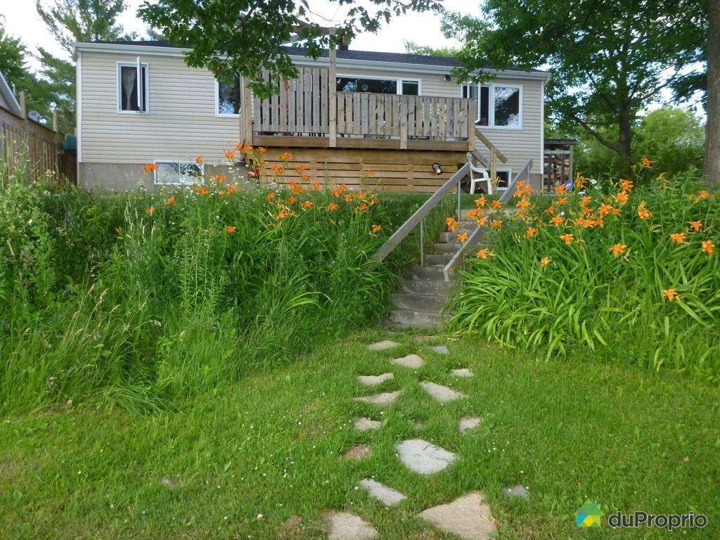 Bungalow for sale Luskville 4 bedrooms 2 bathrooms 580377