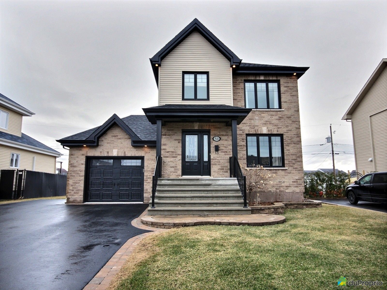 J'ai Vendu Maison 2 étages StRémi, Nᵒ 601166 DuProprio