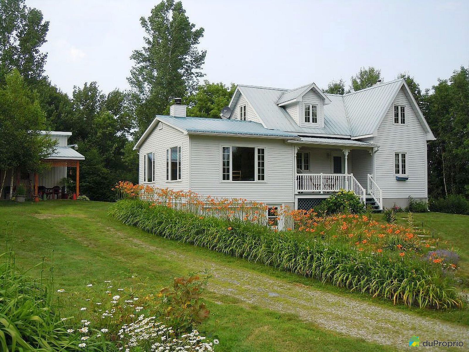 J'ai Vendu Maison 2 étages StFrançoisXavierDeBrompton, Nᵒ