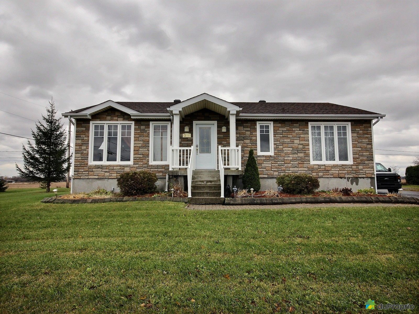 J'ai Vendu & Économisé 16 000 Bungalow StMathieuDeLaprairie