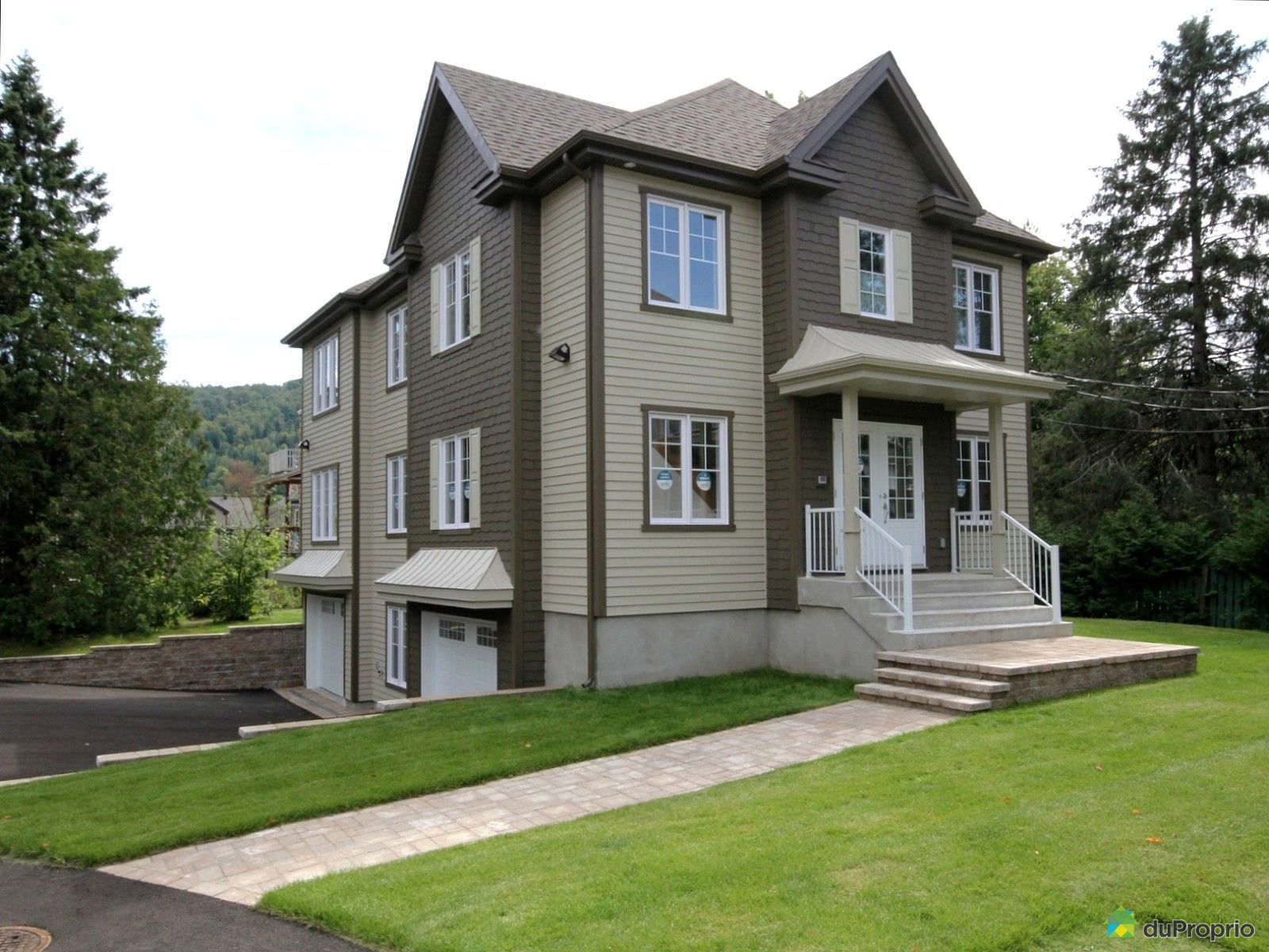 facadecondostsauveur16005654378.jpg facadecondostsauveur16005654378.jpg