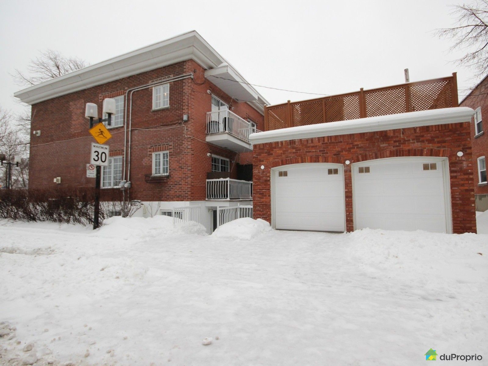 vuecoteduplexmontrealsudouest16005762981.jpg