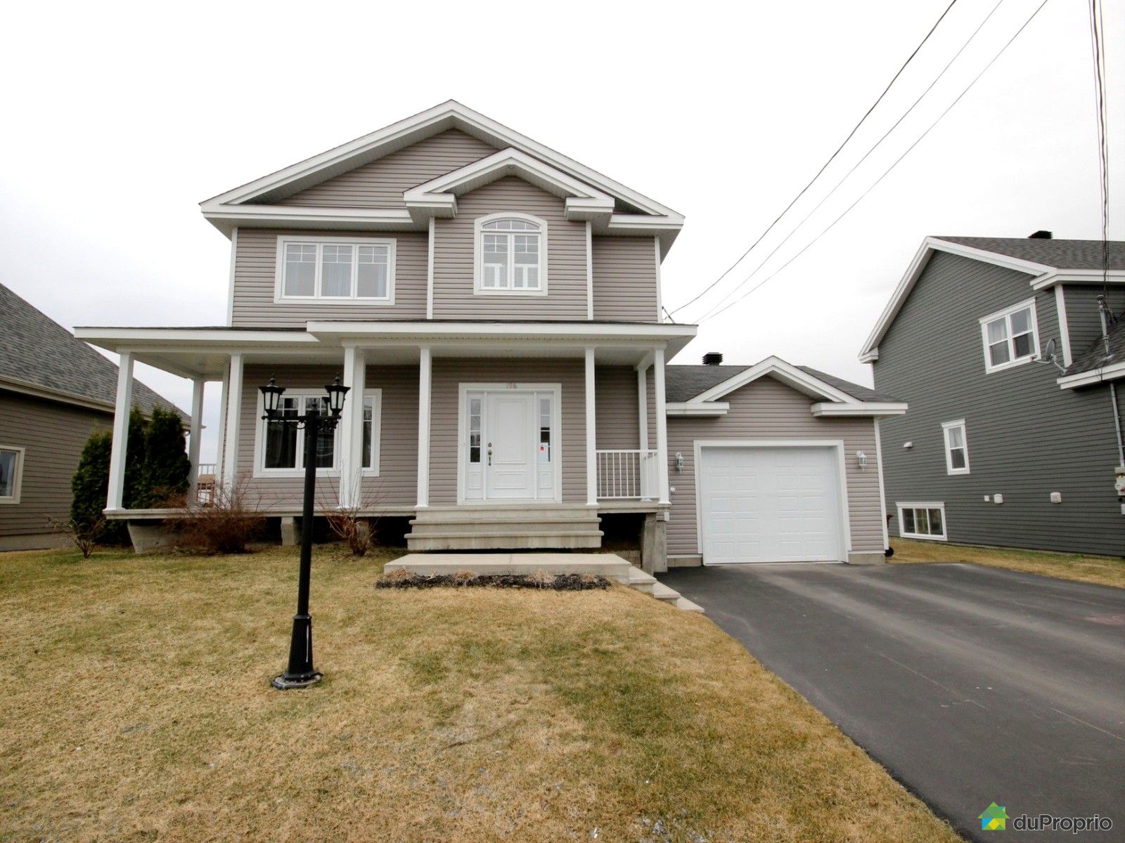 J'ai Vendu & Économisé 16 000 Maison 2 étages StSimonDeBagot