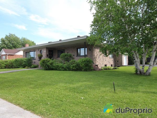 Side View - 3681 rue Saint-Bernard, Jonquière (Jonquière) for sale