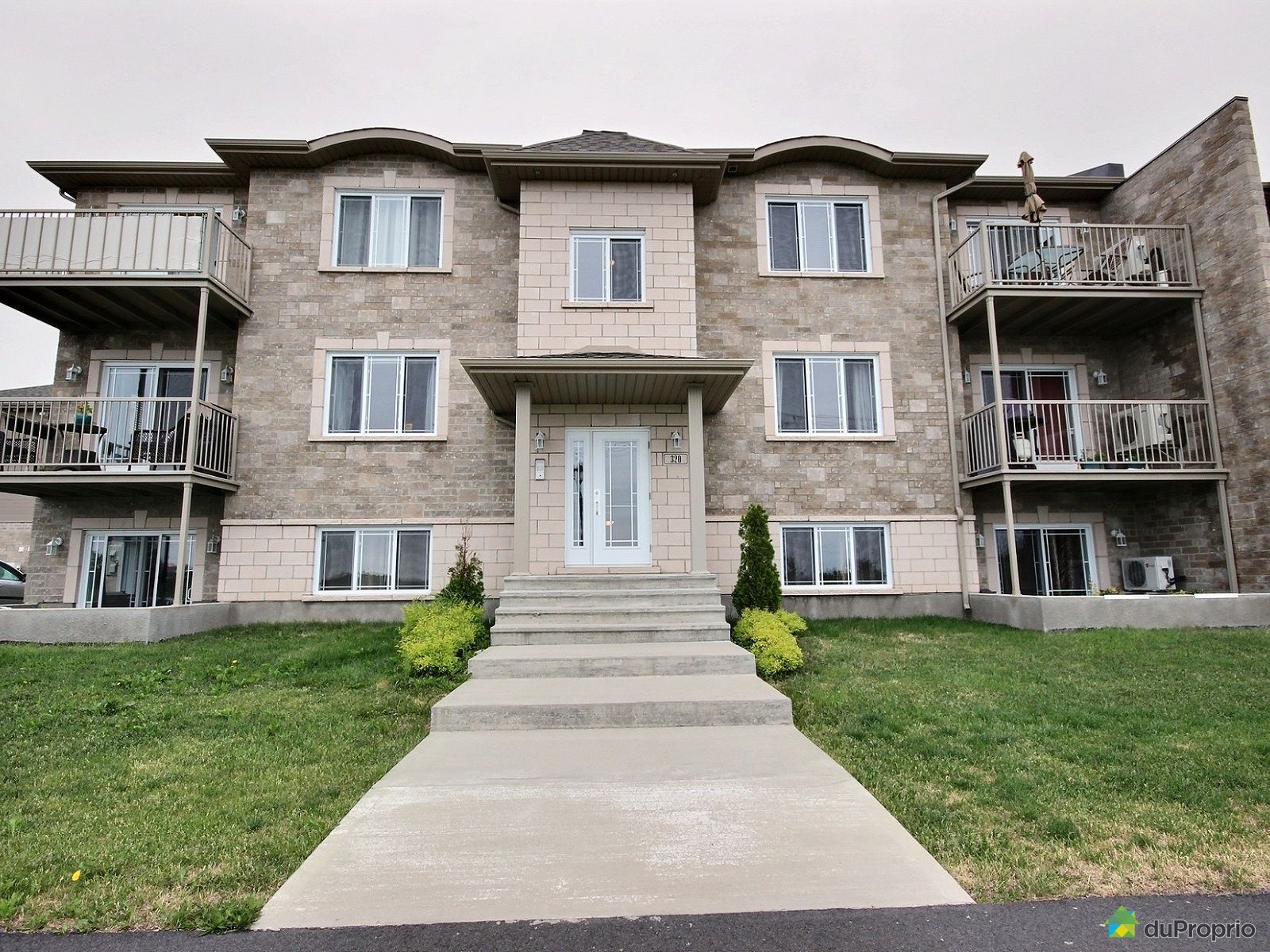 StPhilippe I sold! DuProprio