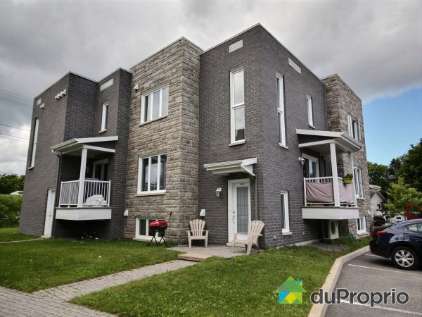8005, boulevard Wilfrid-Hamel, Ste-Foy à vendre