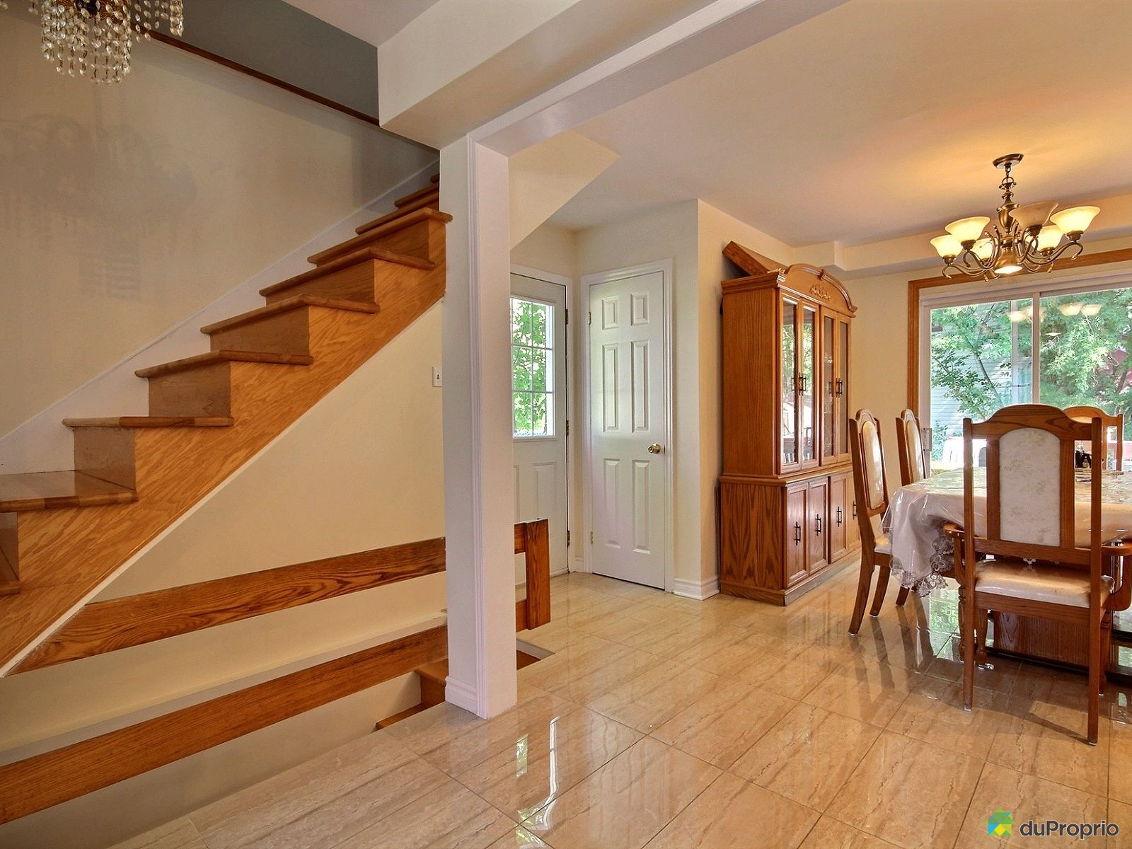 2 Place Talbot — photo 2