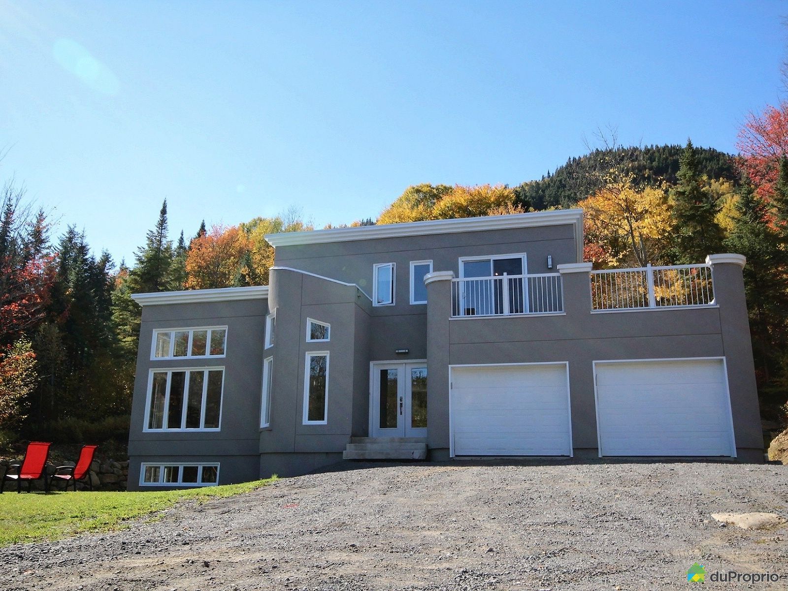 maison2etagesstebrigittedelaval16006667410.jpg