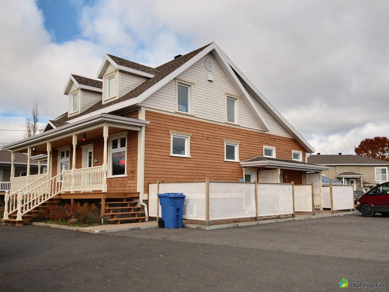 393 Boulevard Saint Joseph — photo 3