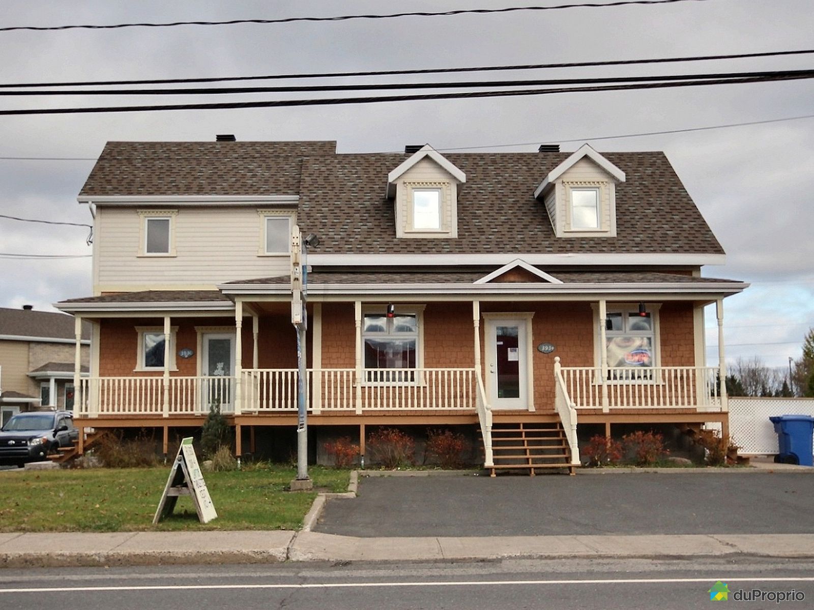 393 Boulevard Saint Joseph — photo 2