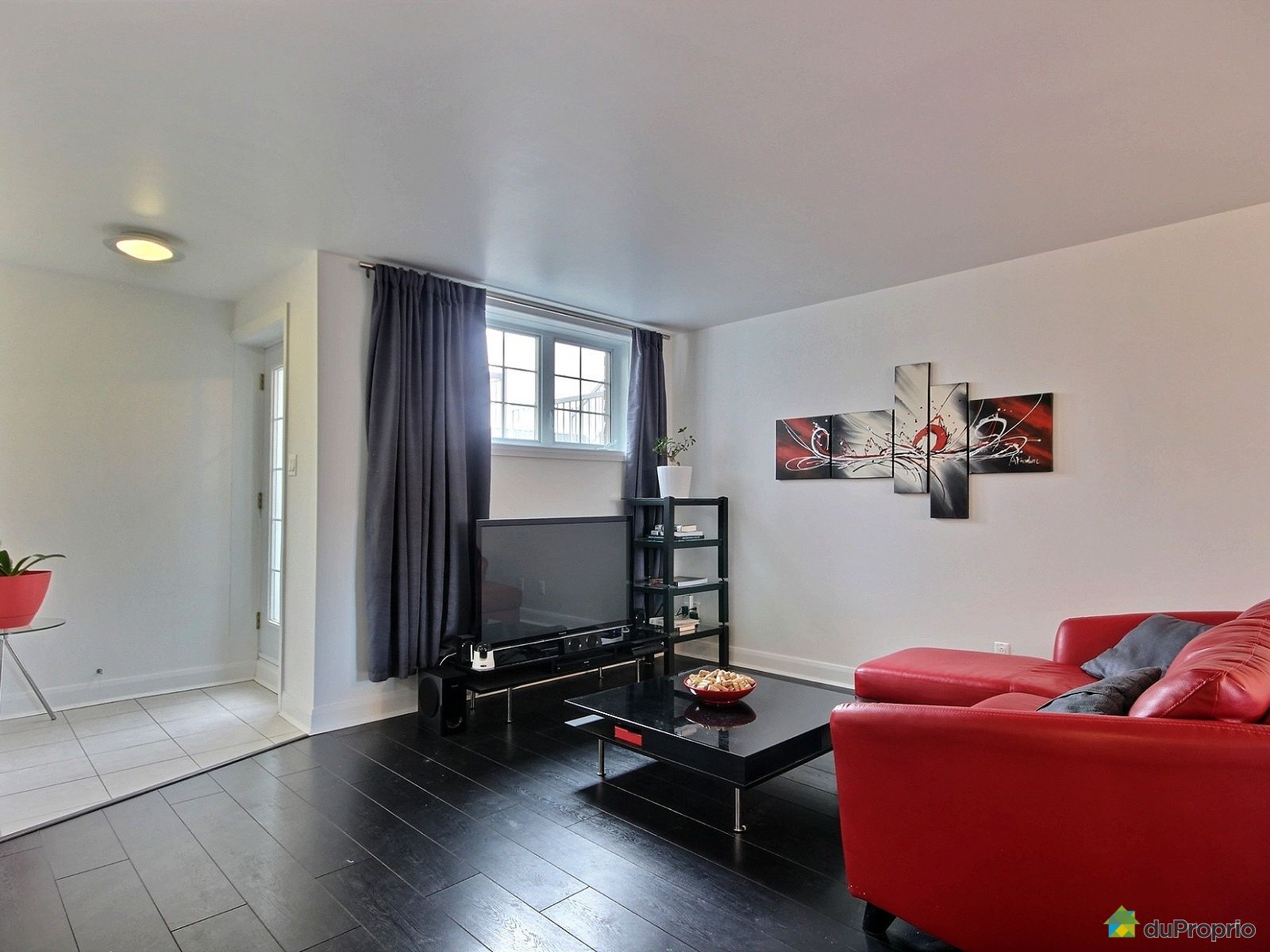 Condo à vendre StPolycarpe 2 chambres 1 salle de bain 727448