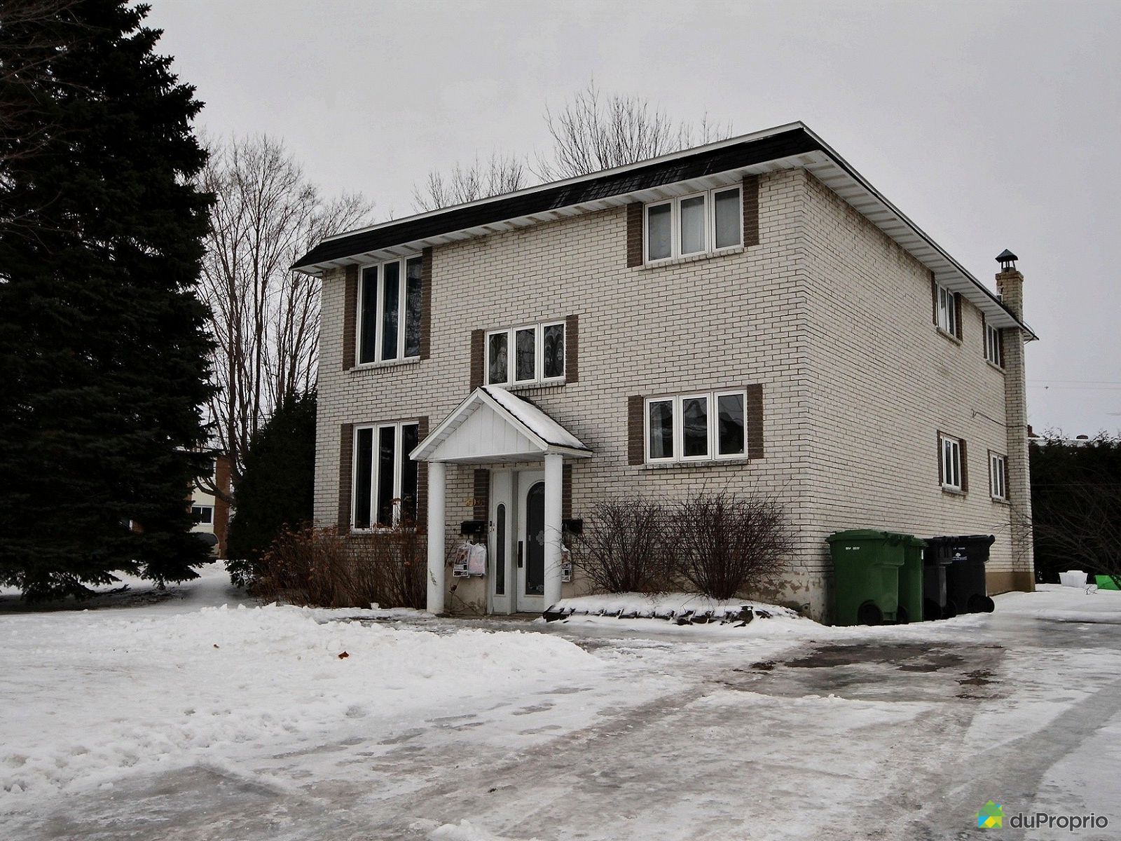 vueavantduplexstjeansurrichelieustjeansurrichelieu16007020041.jpg vueavantduplexstjeansurrichelieustjeansurrichelieu16007020041.jpg