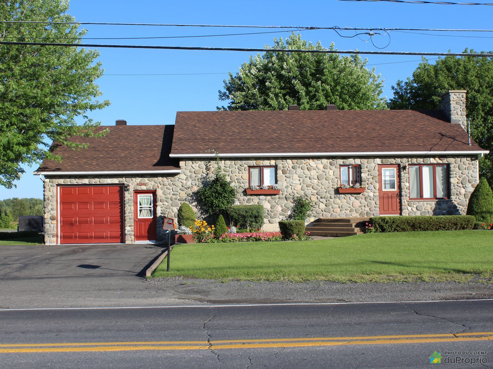 4850, rue Principale, StCyrilleDeWendover à vendre DuProprio