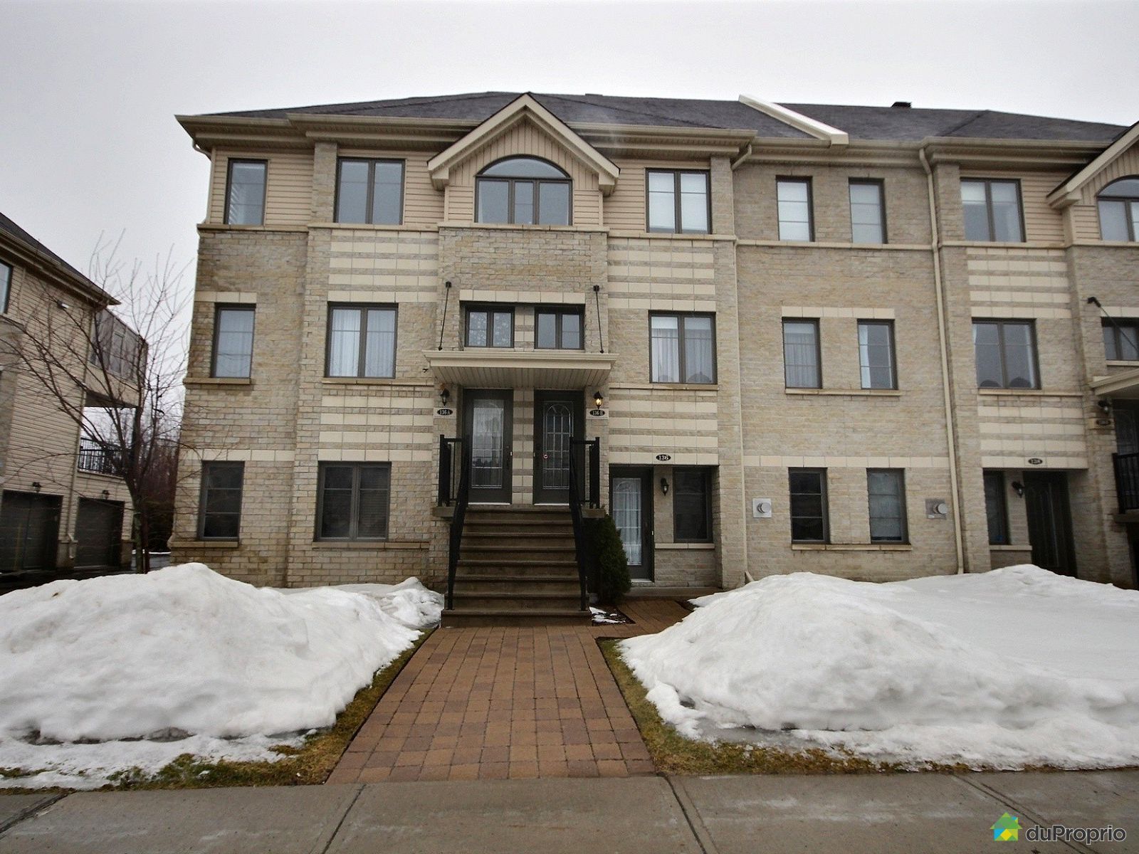 J'ai Vendu & Économisé 12 000 Condo SteRose, Nᵒ 741264 DuProprio