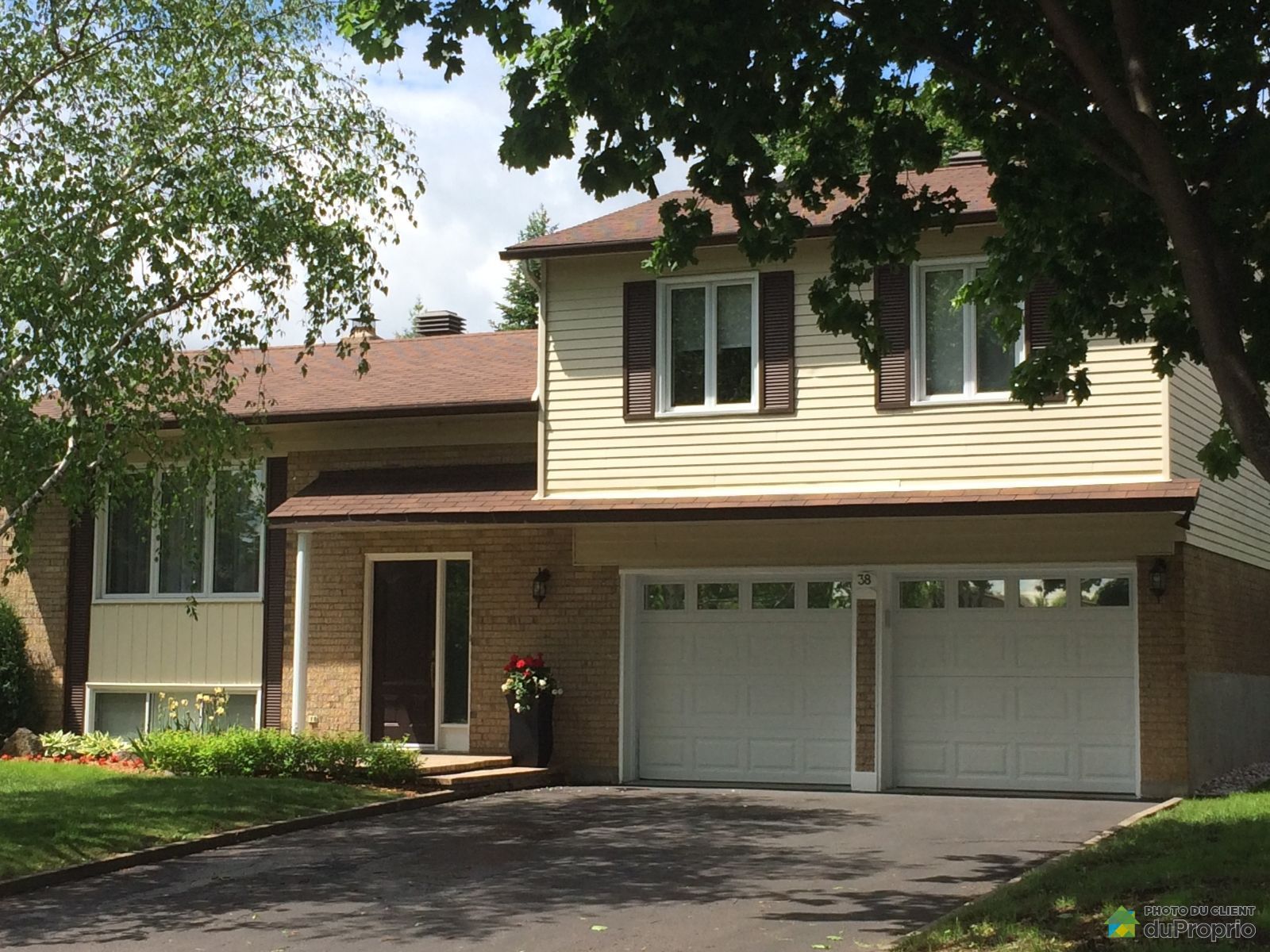 J'ai Vendu & Économisé 24 000 Maison à paliers multiples Kirkland, Nᵒ 741598 DuProprio