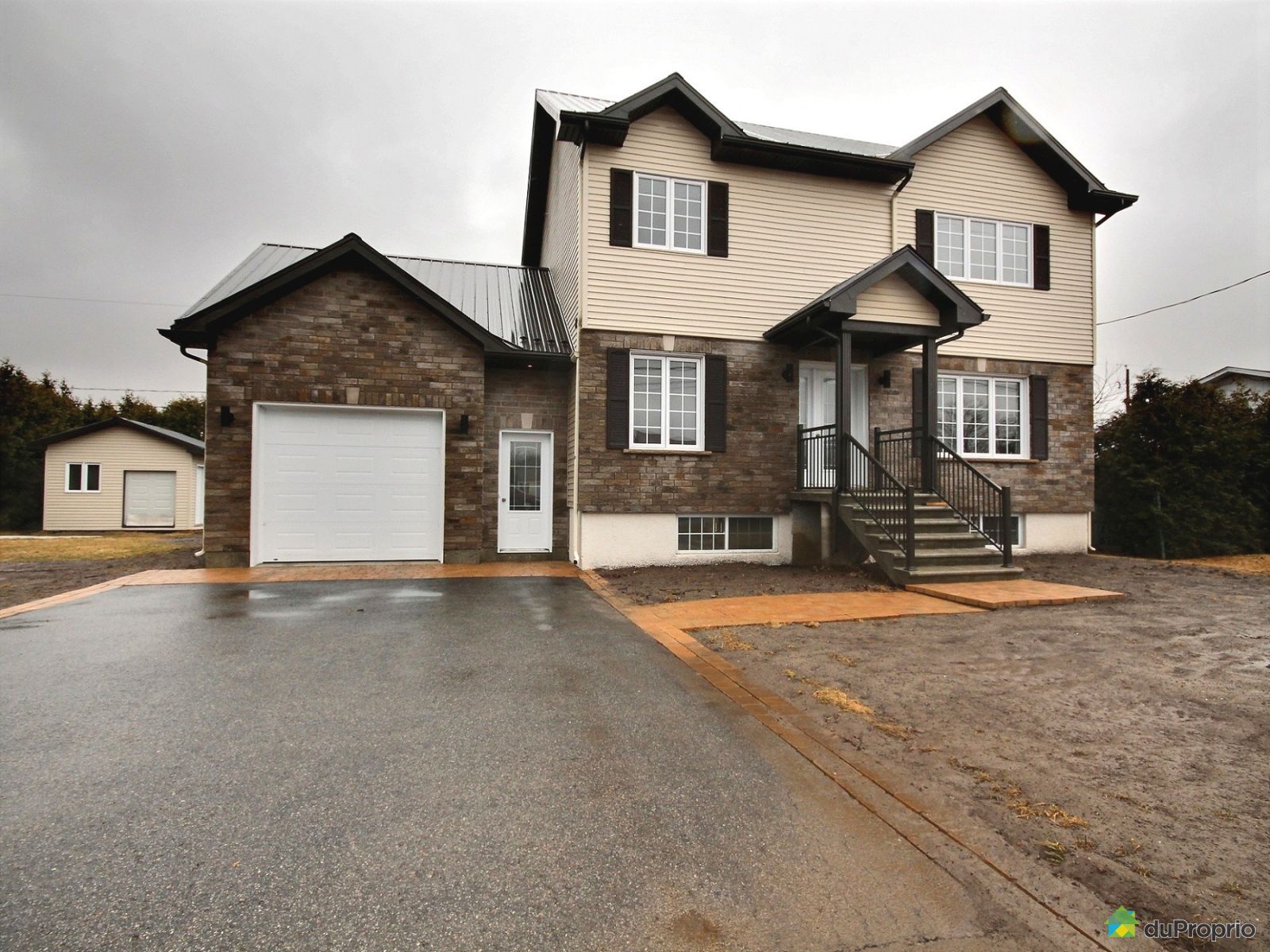 facademaison2etagesstisidoredelaprairie16007283699.jpg