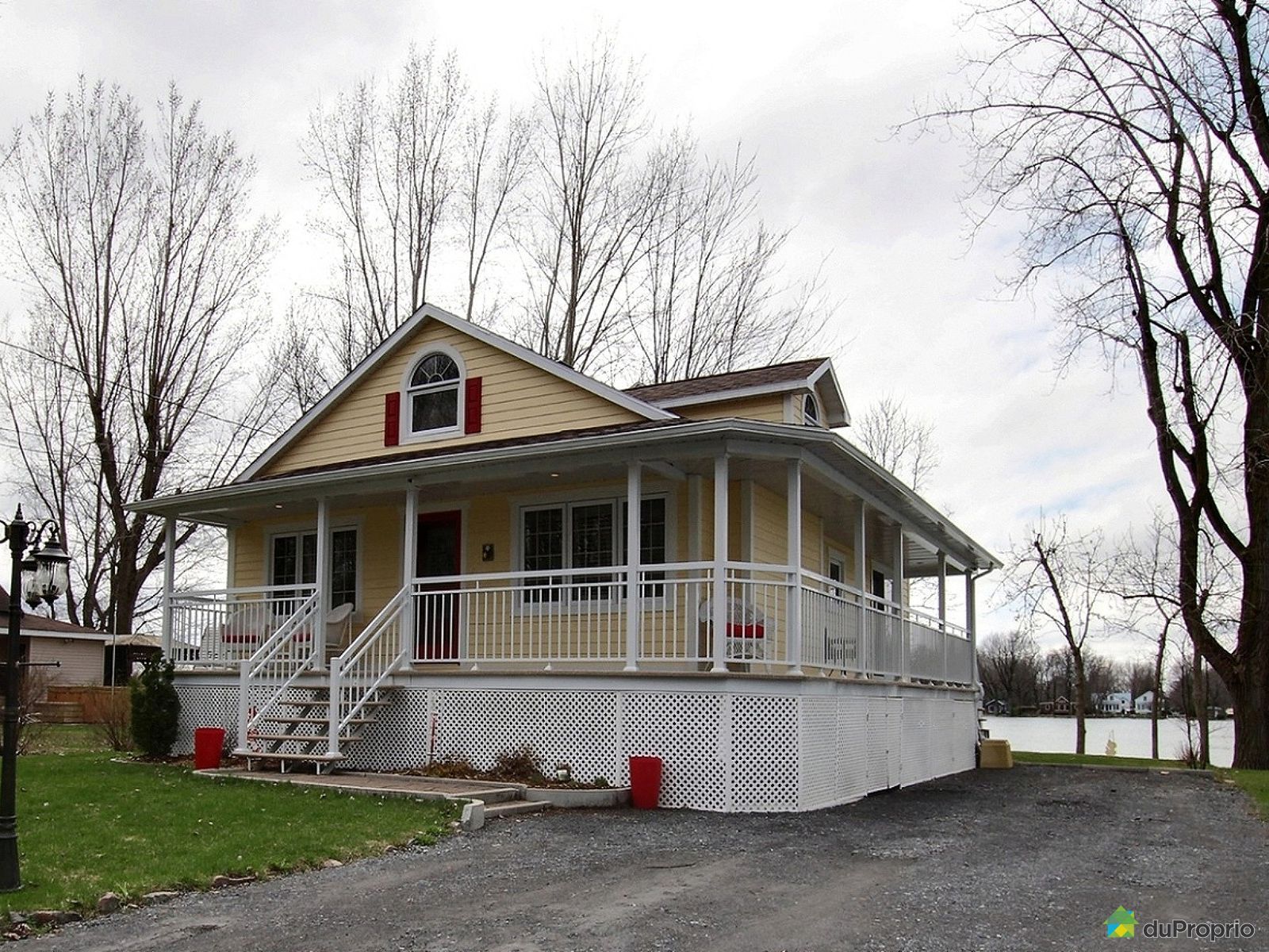 1387, rue des Buissons, StJeansurRichelieu (Iberville) à vendre