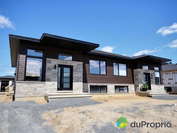 Modèle à construire - Par les Habitations André Lemaire, Drummondville (Drummondville) for sale