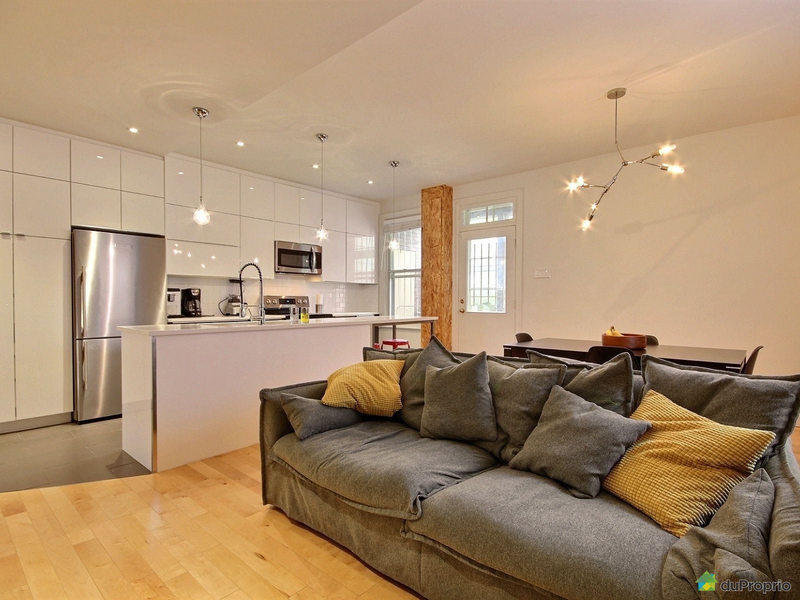 332 Avenue Desmarchais — photo 3