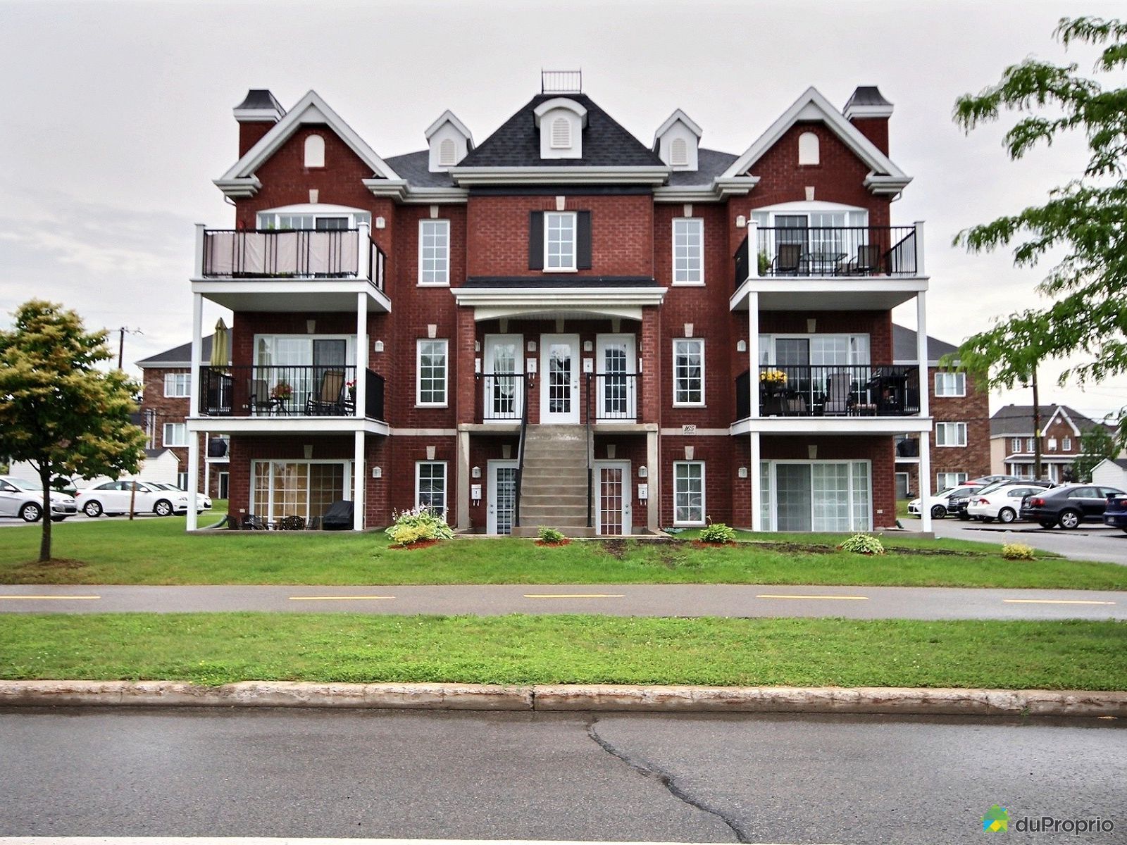 J'ai Vendu & Économisé 10 000 Condo StEustache, Nᵒ 754927