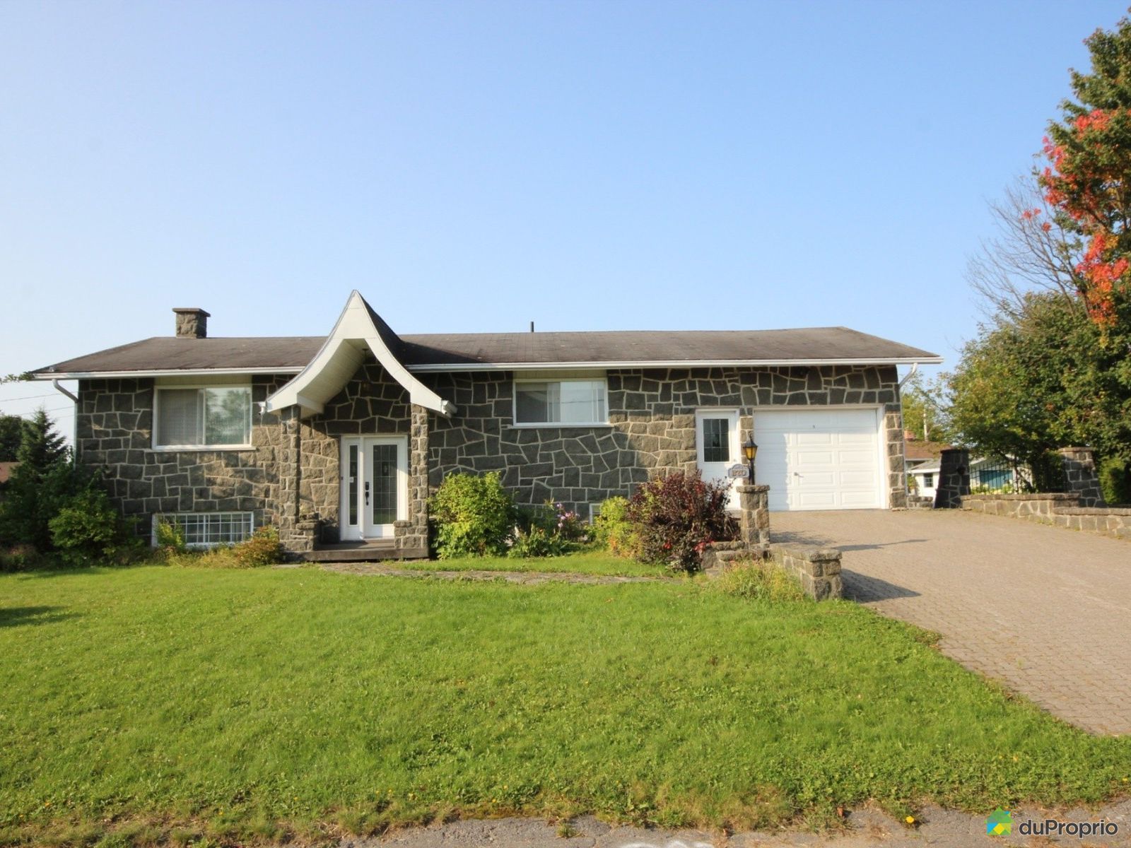 370, rue du Centenaire, SteThecle à