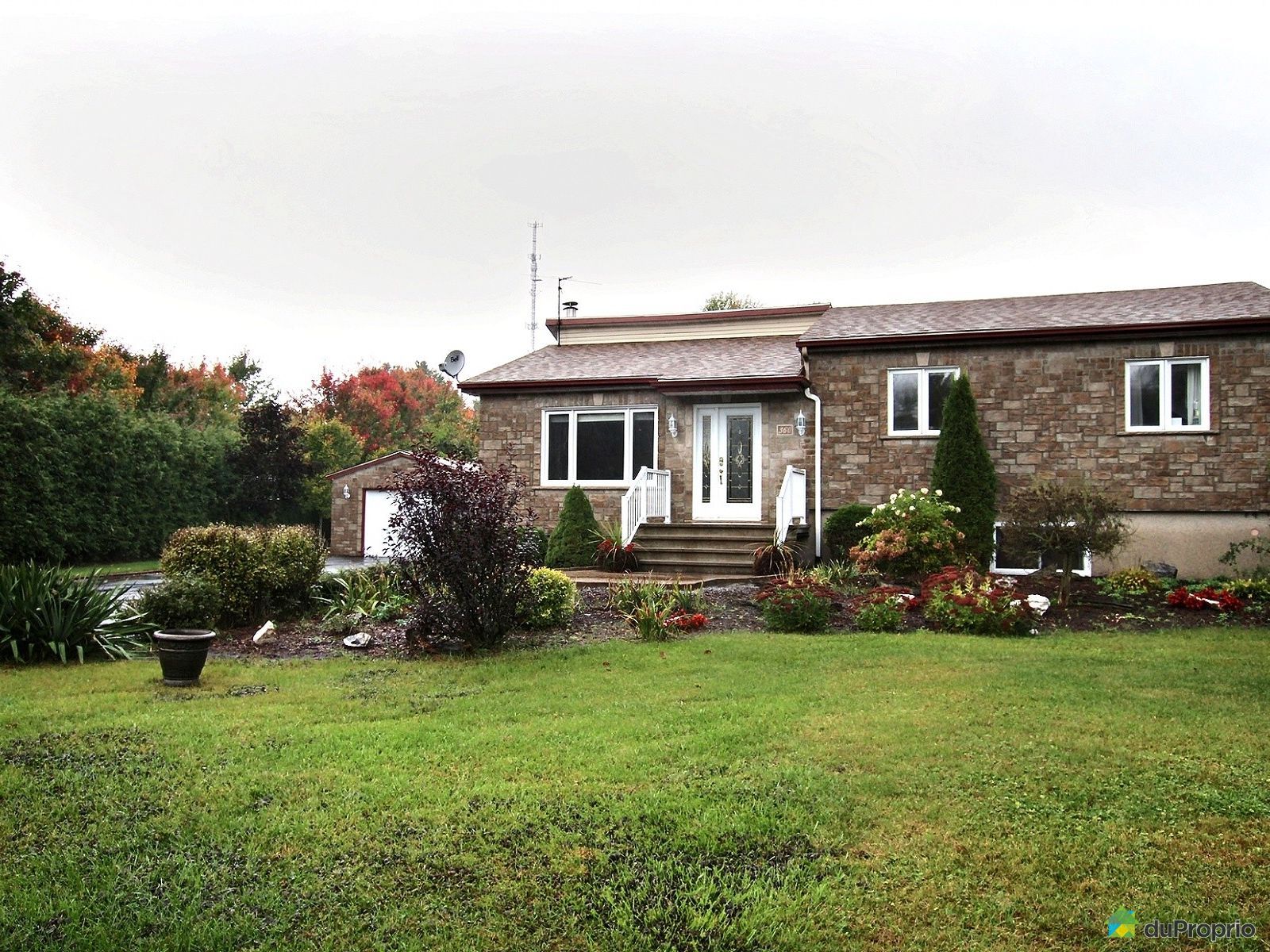 J'ai Vendu & Économisé 11 000 Maison à paliers multiples Acton