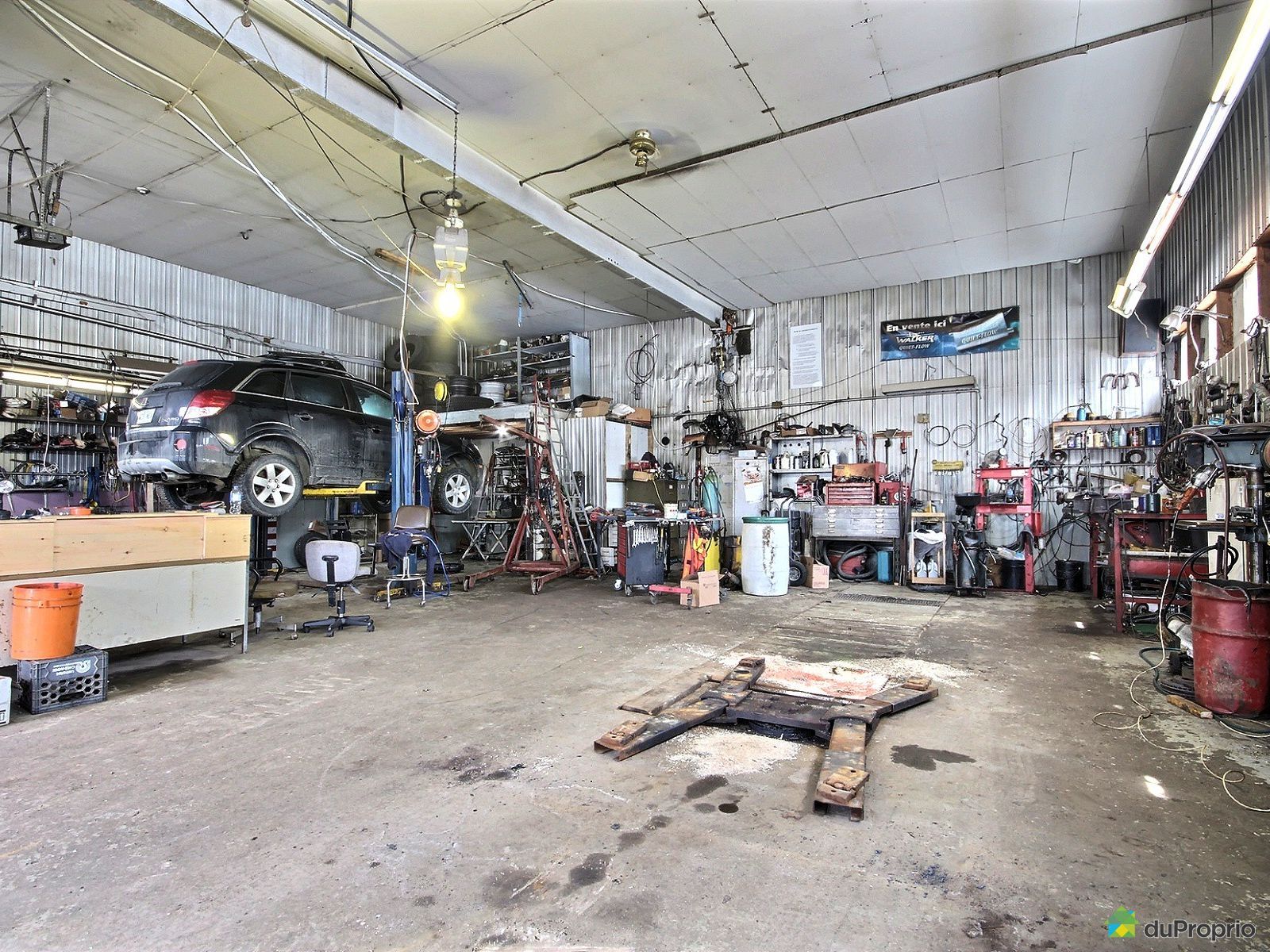 Garage à vendre LacAuxSables 509267