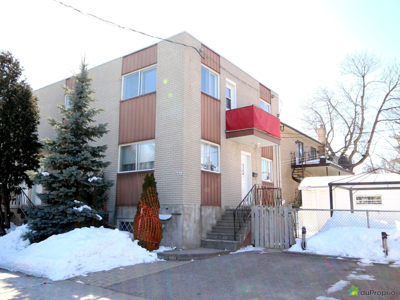 facadeduplexmontrealnord16008536399.jpg