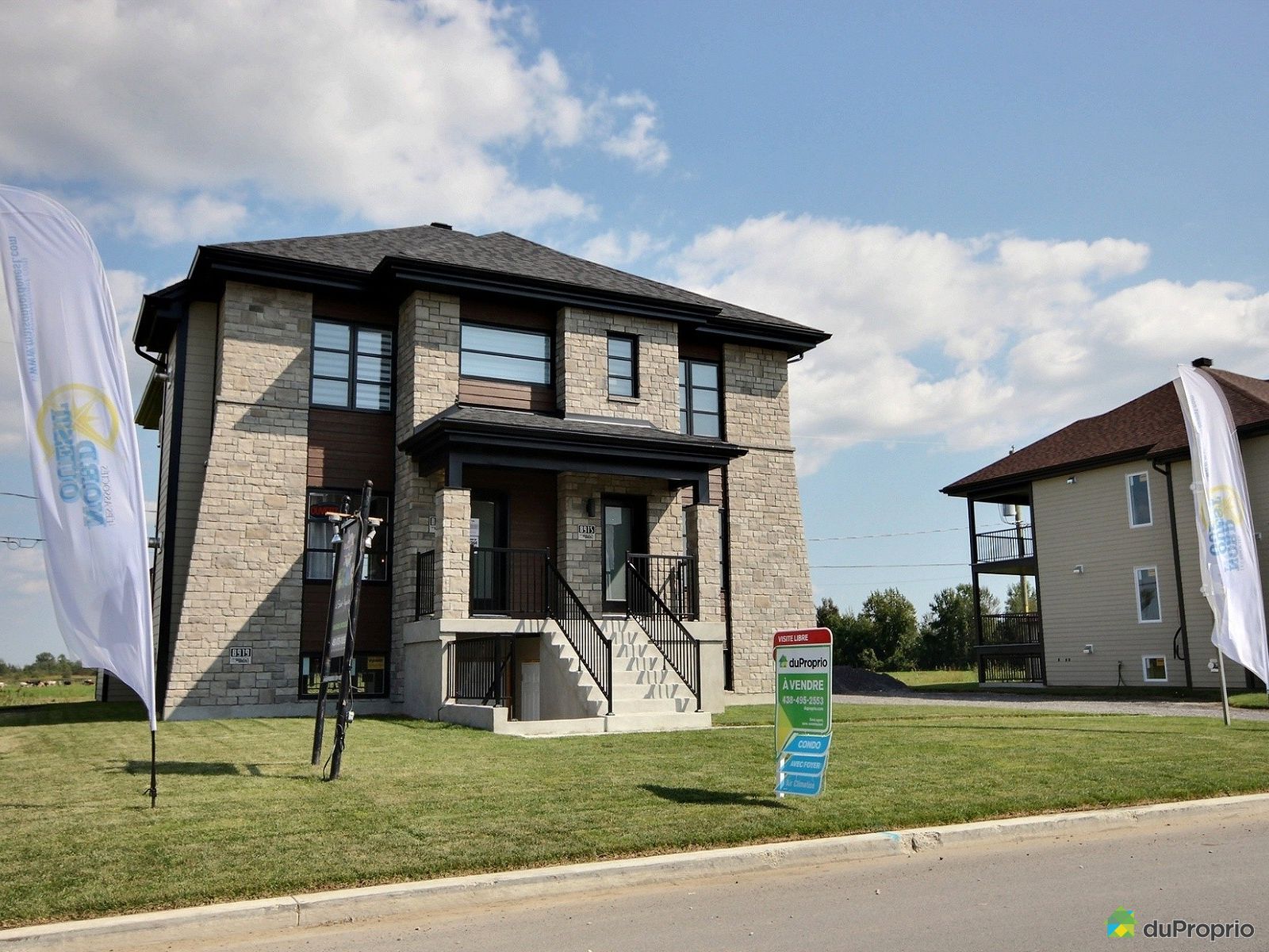 12370, rue JeanBaptisteNormand, Mirabel (StAugustin) à vendre