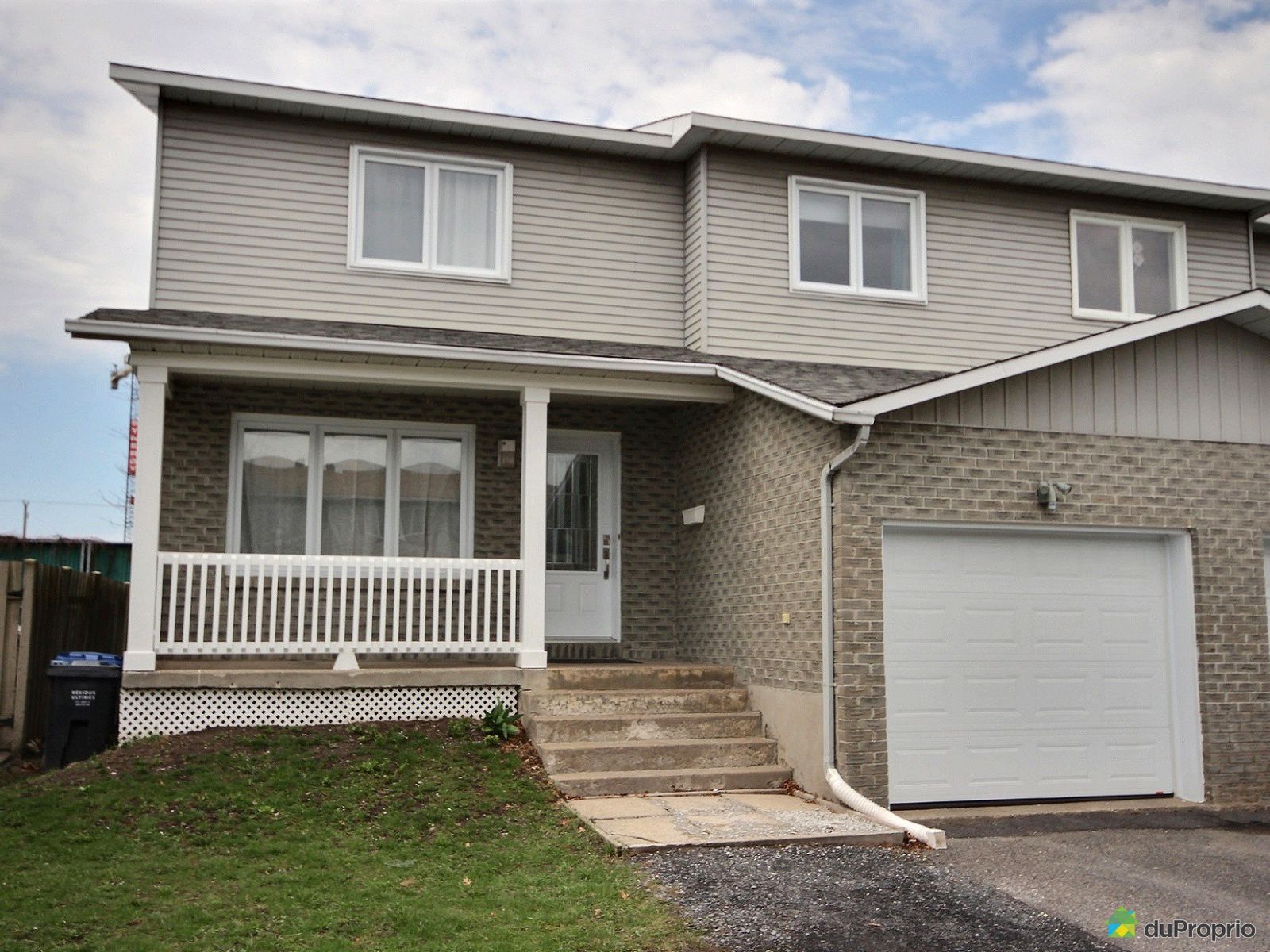 J'ai Vendu & Économisé 19 000 Maison 2 étages Brossard, Nᵒ 799299