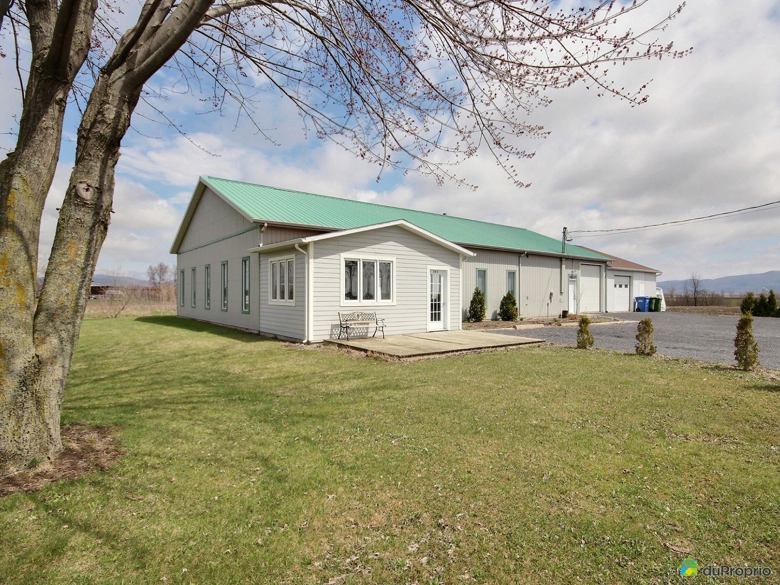 J'ai Vendu & Économisé 11 000 Ferme Marieville, Nᵒ 805280 DuProprio