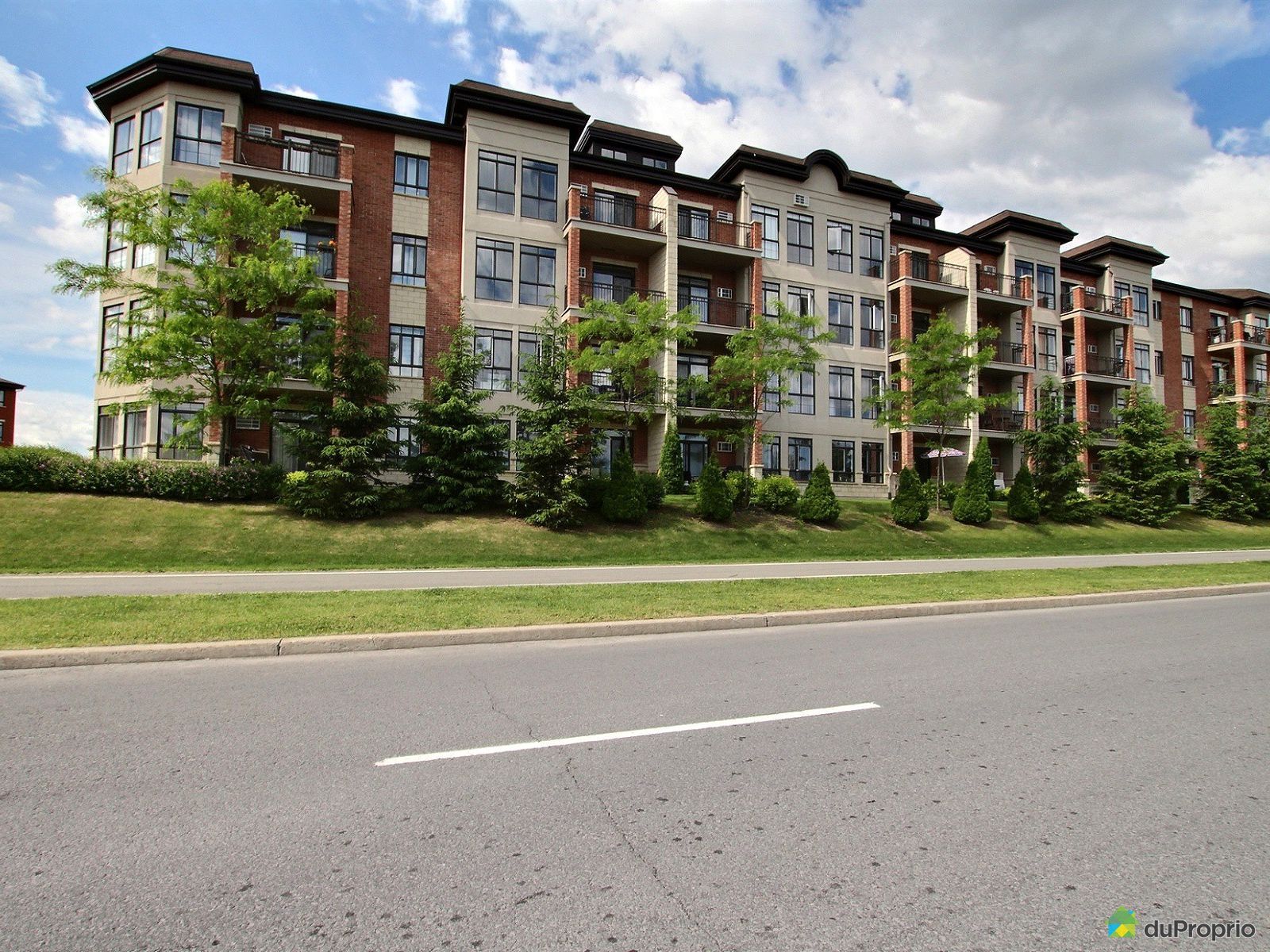 Golf La Prairie >> 101 200 Avenue Du Golf La Prairie For Sale Golf La Prairie >> 101 200 Avenue Du Golf La Prairie For Sale
