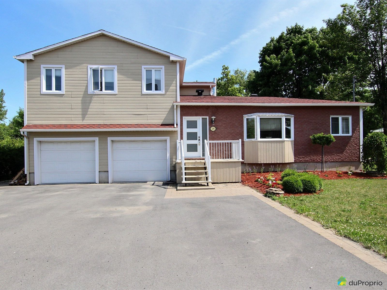 295 montée SaintRégis, StConstant for sale DuProprio