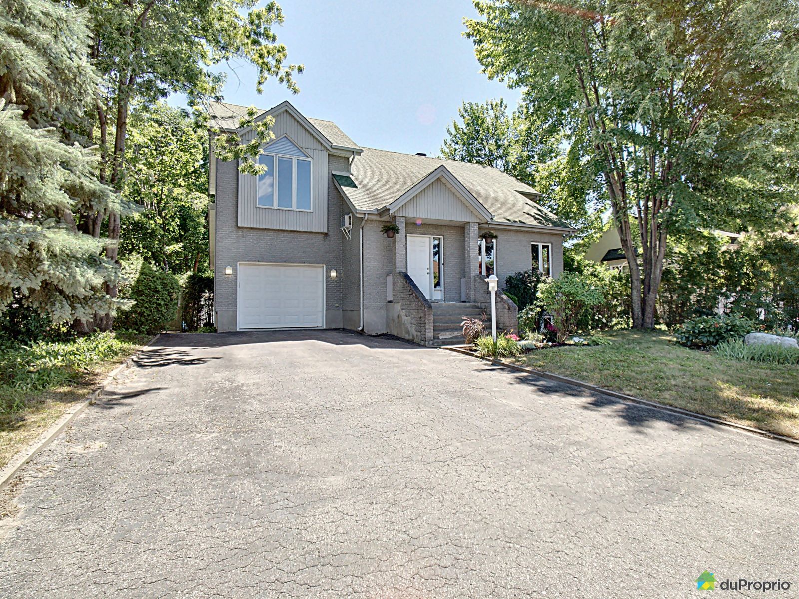 J'ai Vendu & Économisé 19 000 Maison 2 étages L'IlePerrot, Nᵒ