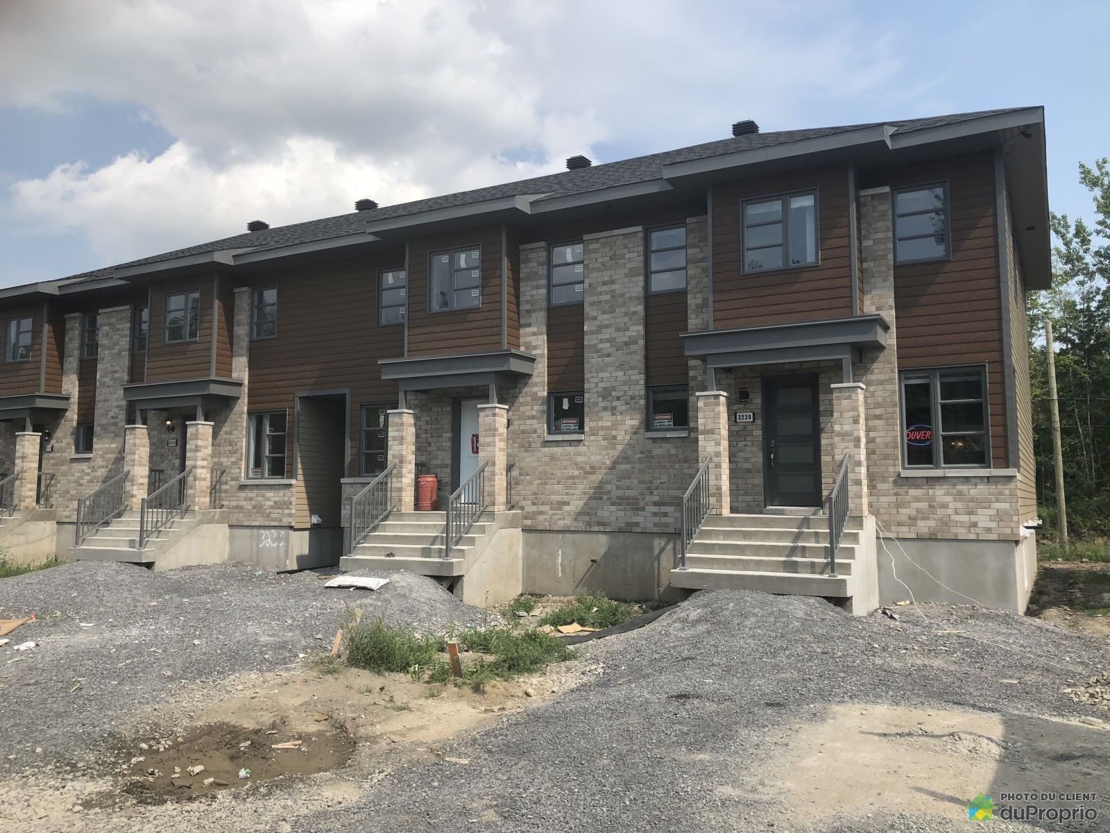 Boulevard Desourdy Le boisé de Carignan, Carignan for sale DuProprio