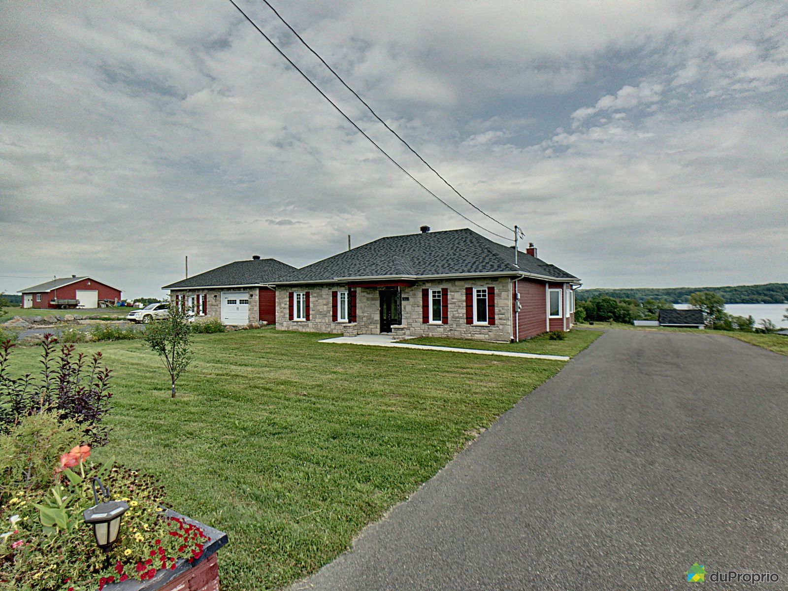 Fermette à vendre SteCatherineDeHatley 3 chambres 810741