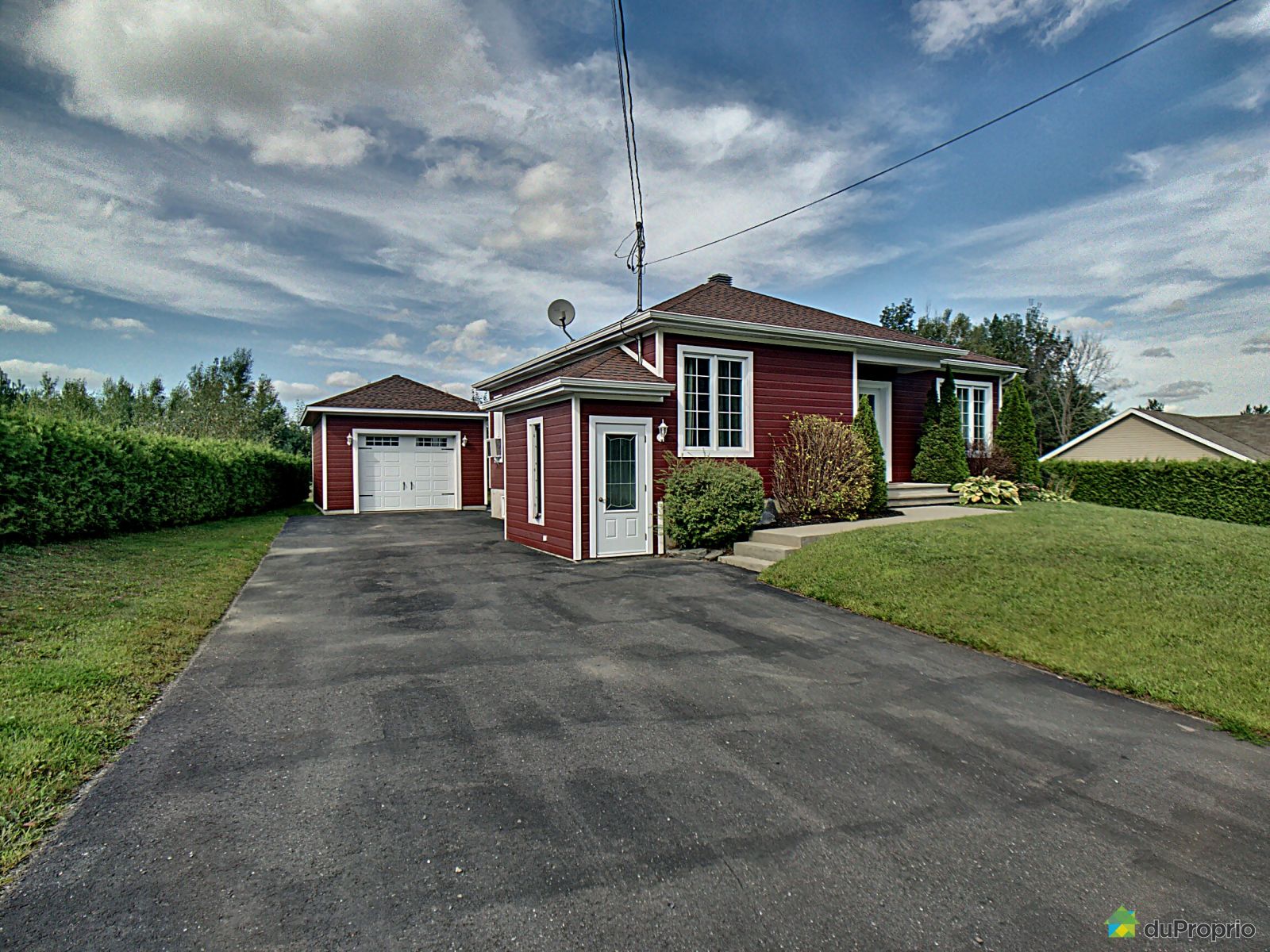 J'ai Vendu Bungalow Coaticook, Nᵒ 817910 DuProprio