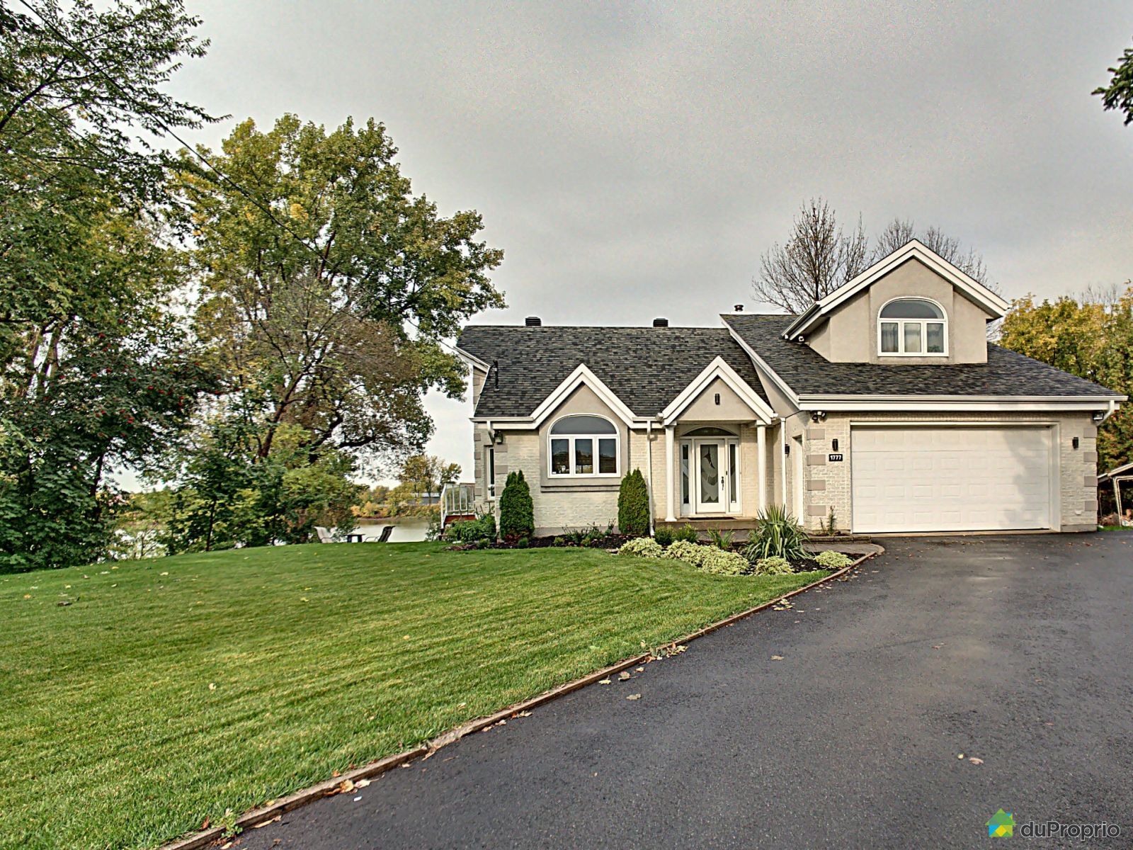 1777, chemin des Patriotes Nord, MontStHilaire à vendre DuProprio