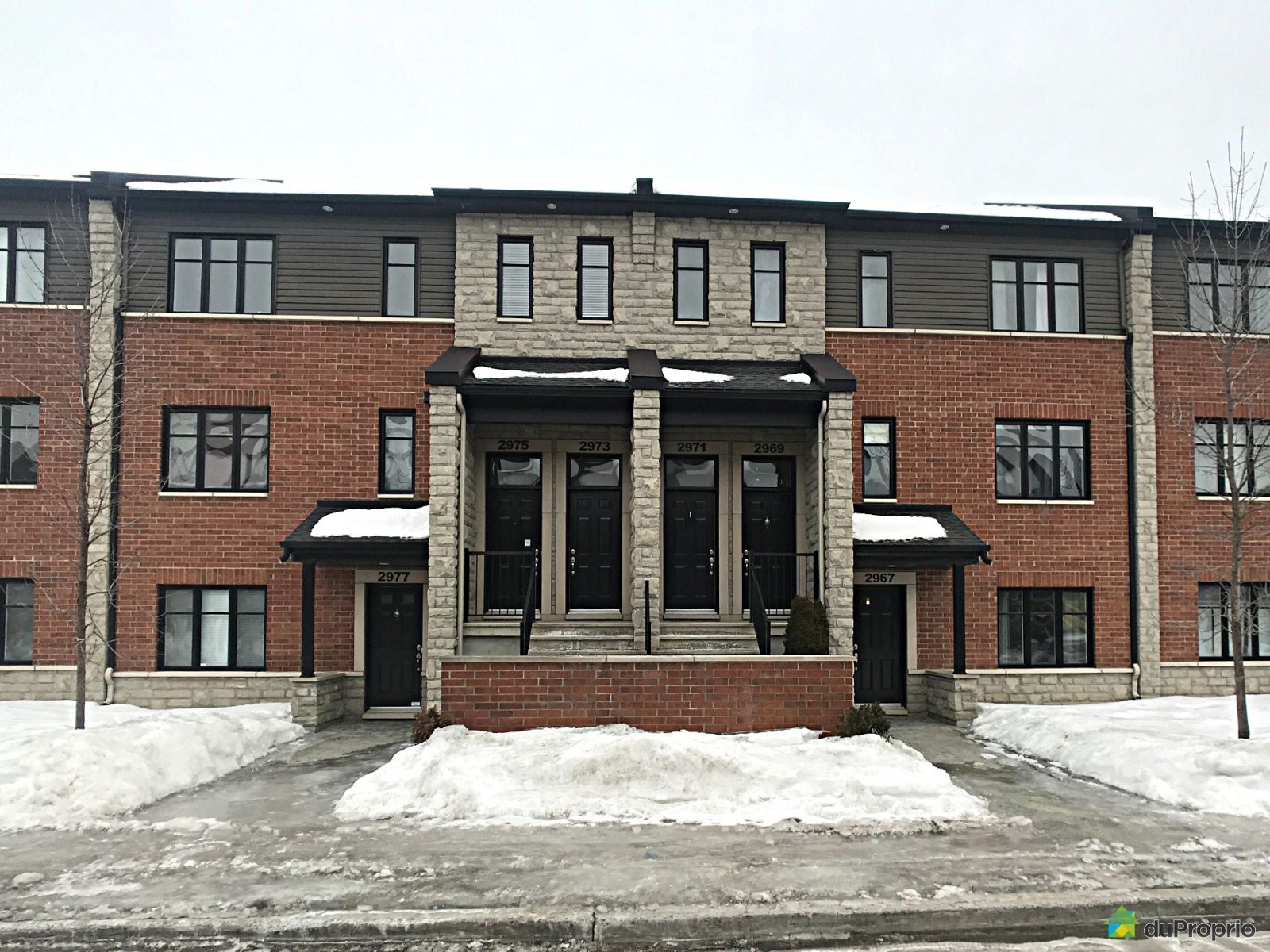 J'ai Vendu & Économisé 17 000 Condo Chomedey, Nᵒ 838684 DuProprio