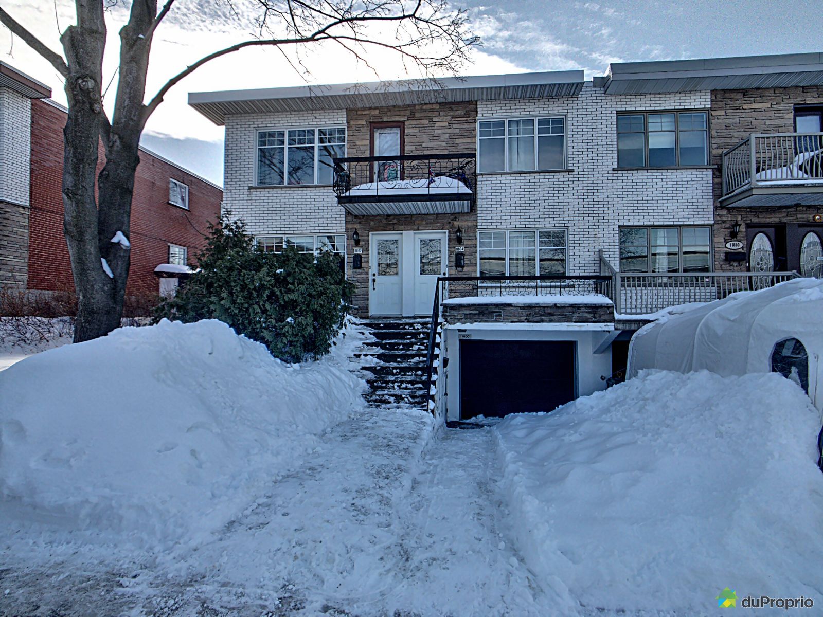 triplexmontrealnord16009786111.jpg