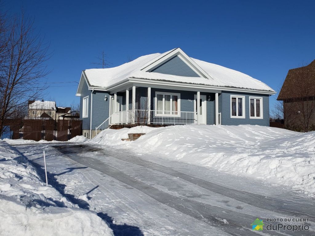 581 Rue Louis Vanier St Lin Laurentides à Vendre