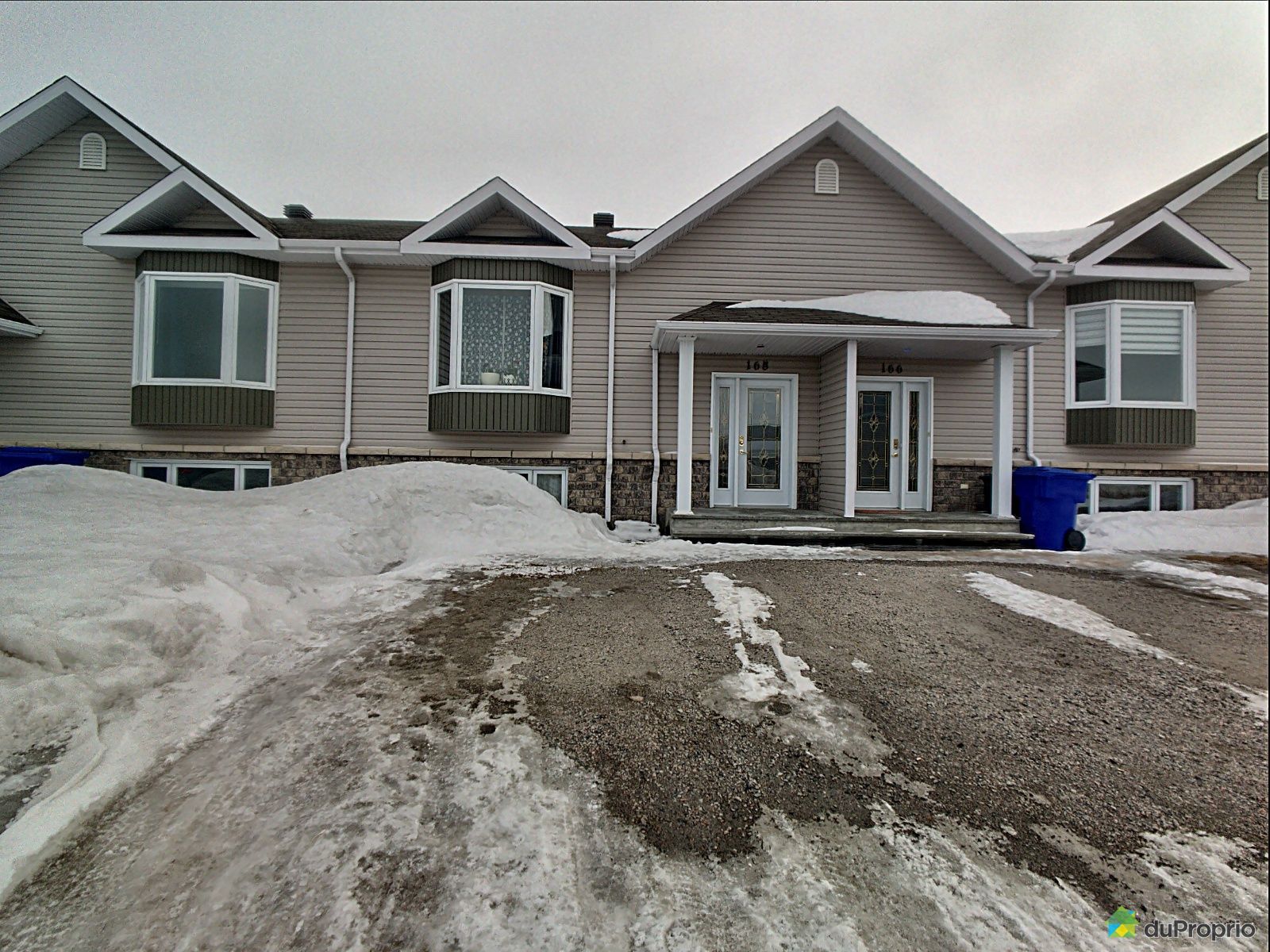 J'ai Vendu & Économisé 9 000 Maison en rangée / de ville StBruno