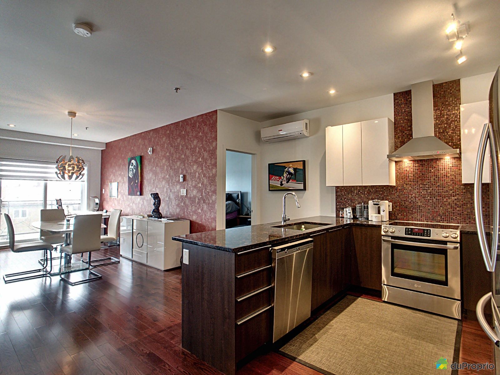 Q West 1 Rental Condos Pointe Claire Photos