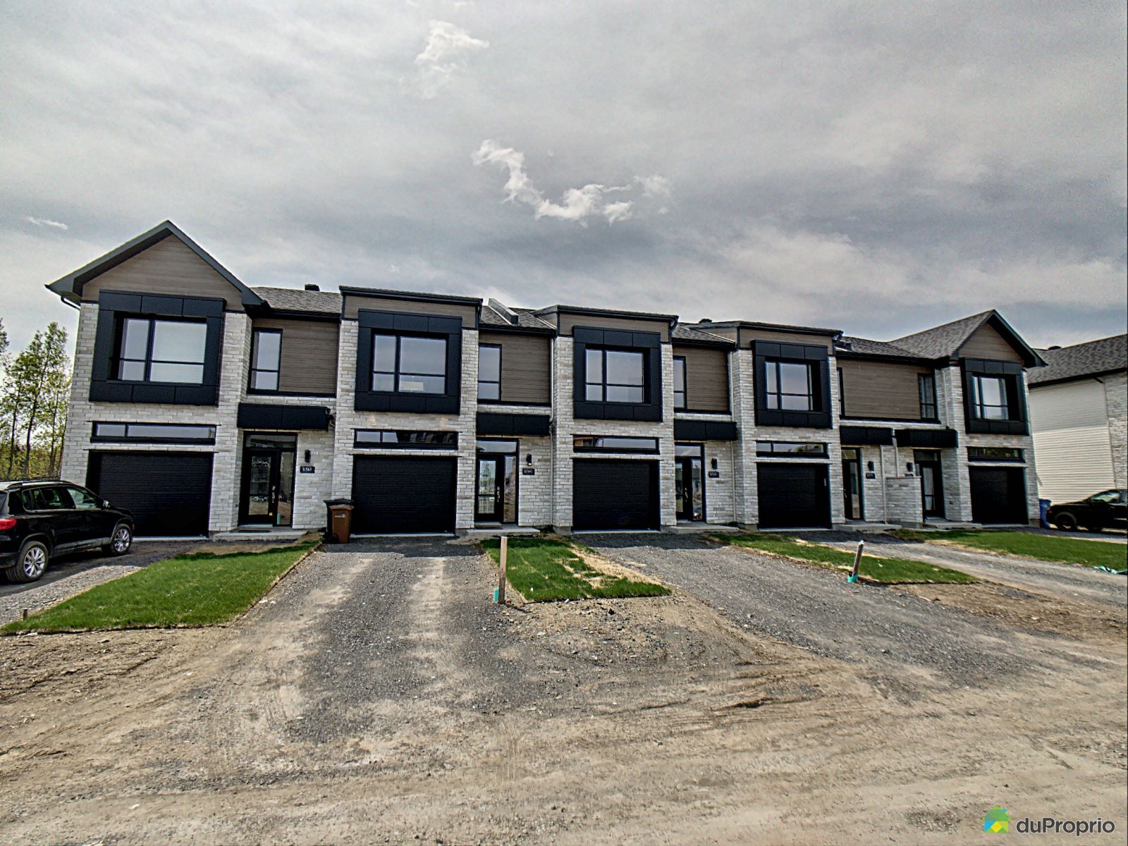 8372, rue SiméonLamarche Par les Habitations ThérienMagny inc